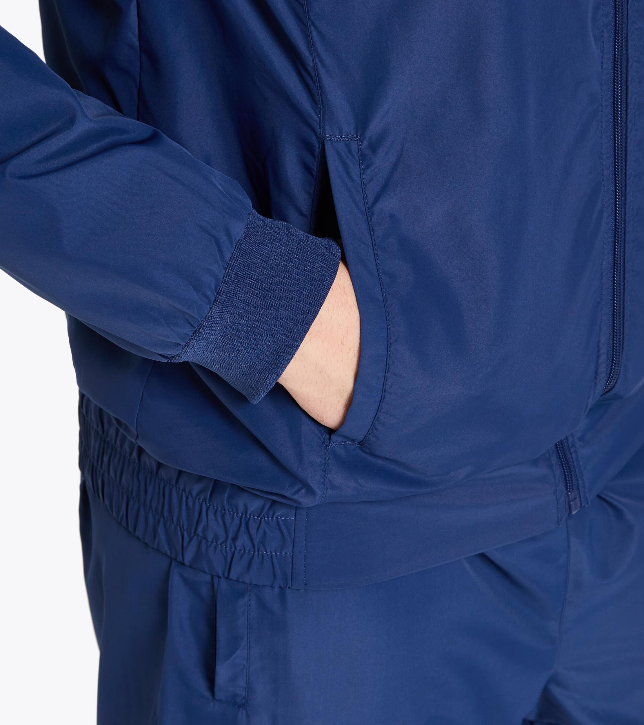 JACKET COURT Product Image