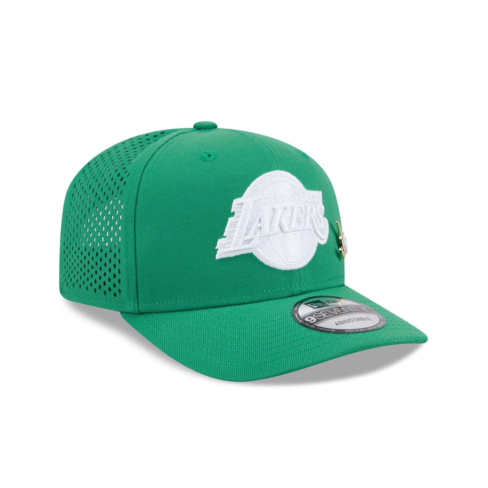 Atlanta Braves St. Patrick's Day 2025 9SEVENTY Stretch-Snap Hat Male Product Image