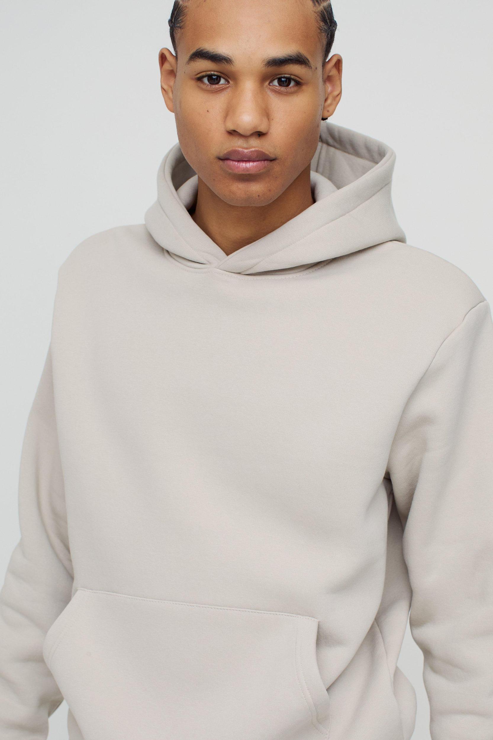 330GSM Basic Regular Fit Over The Head Hoodie | boohooMAN USA Product Image