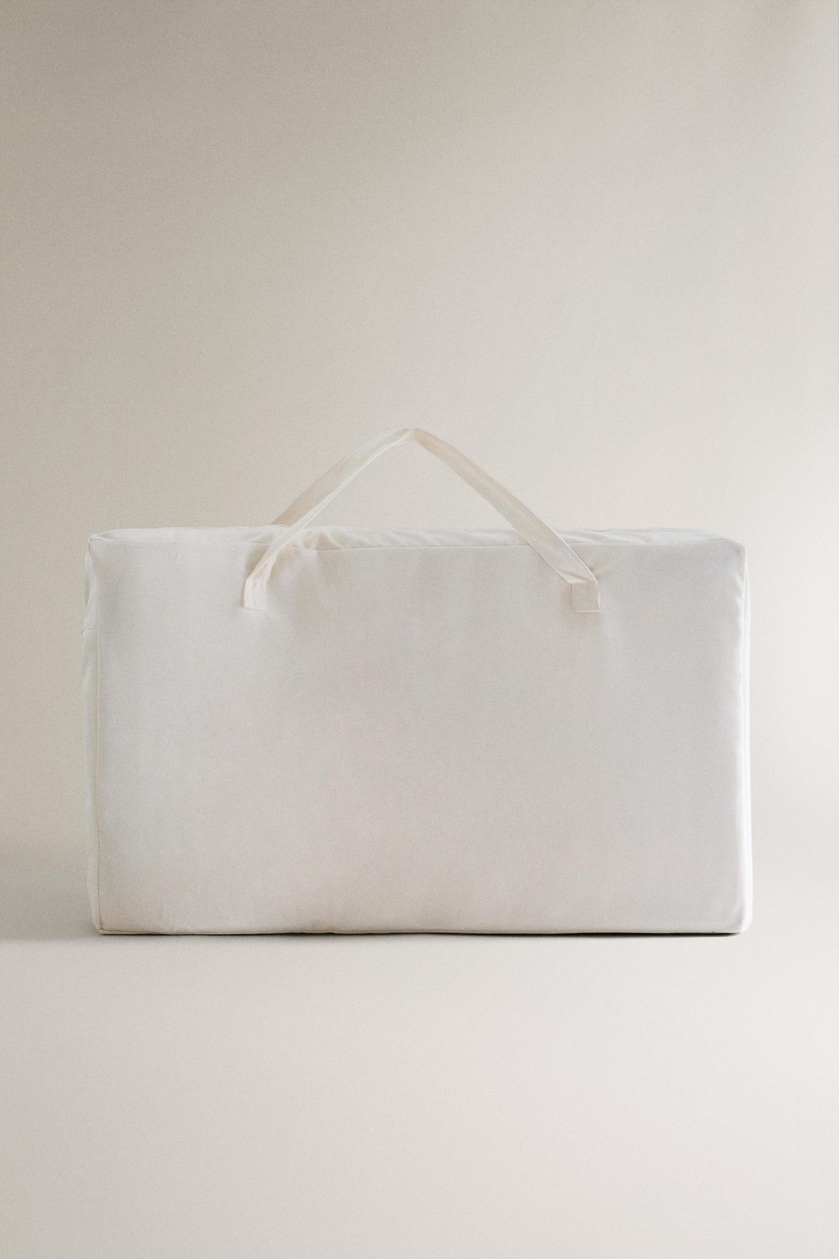 RECLINING FLOOR BEACH LOUNGER Product Image