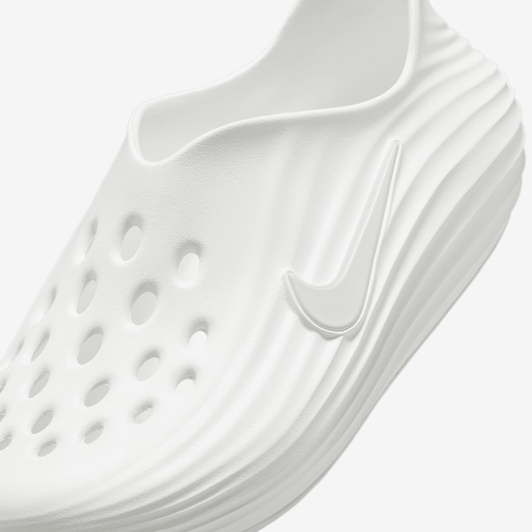 Nike Womens ReactX Rejuven8 Shoes | HV5062-001 Product Image