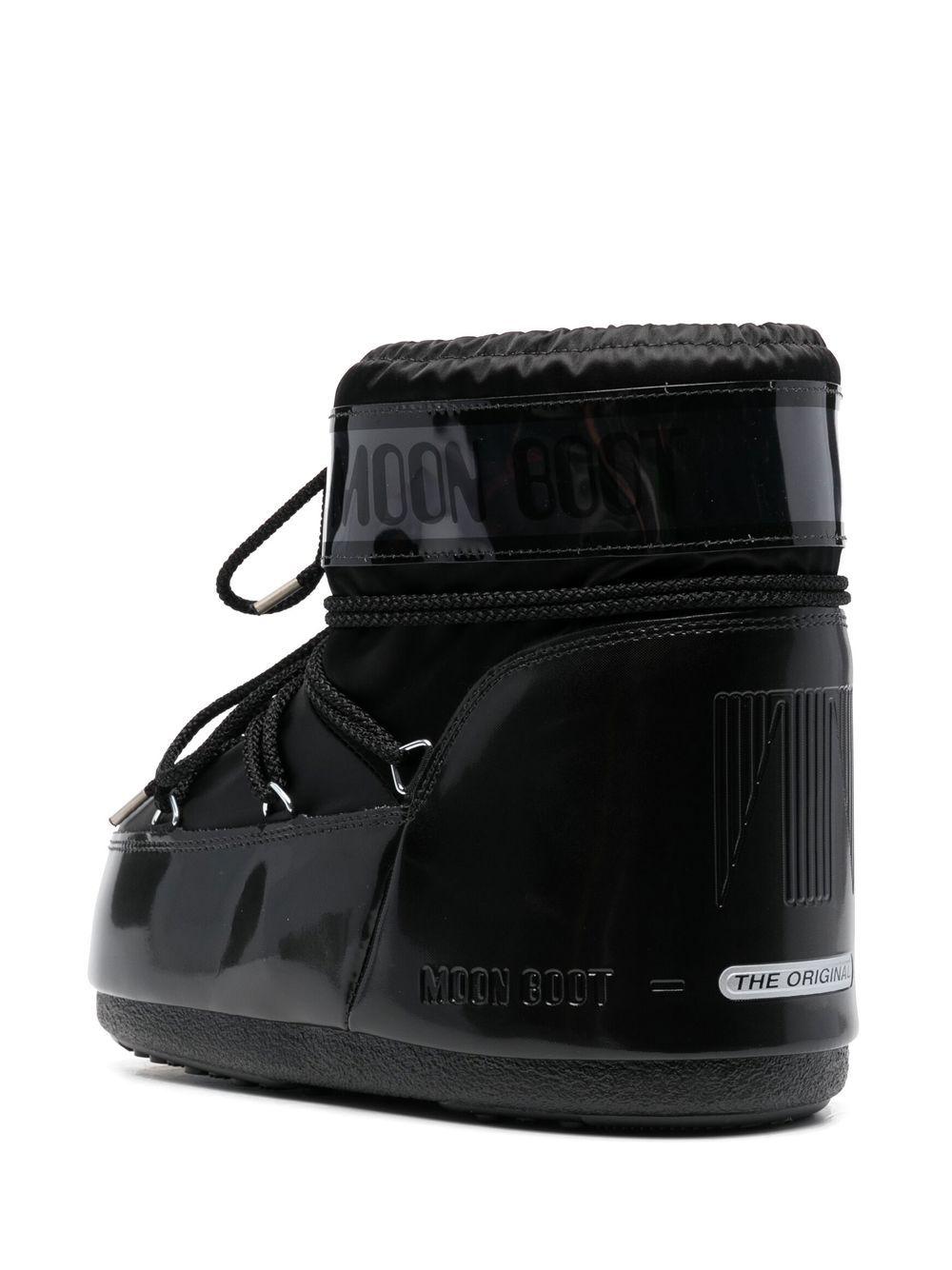 chunky lace-up boots Product Image