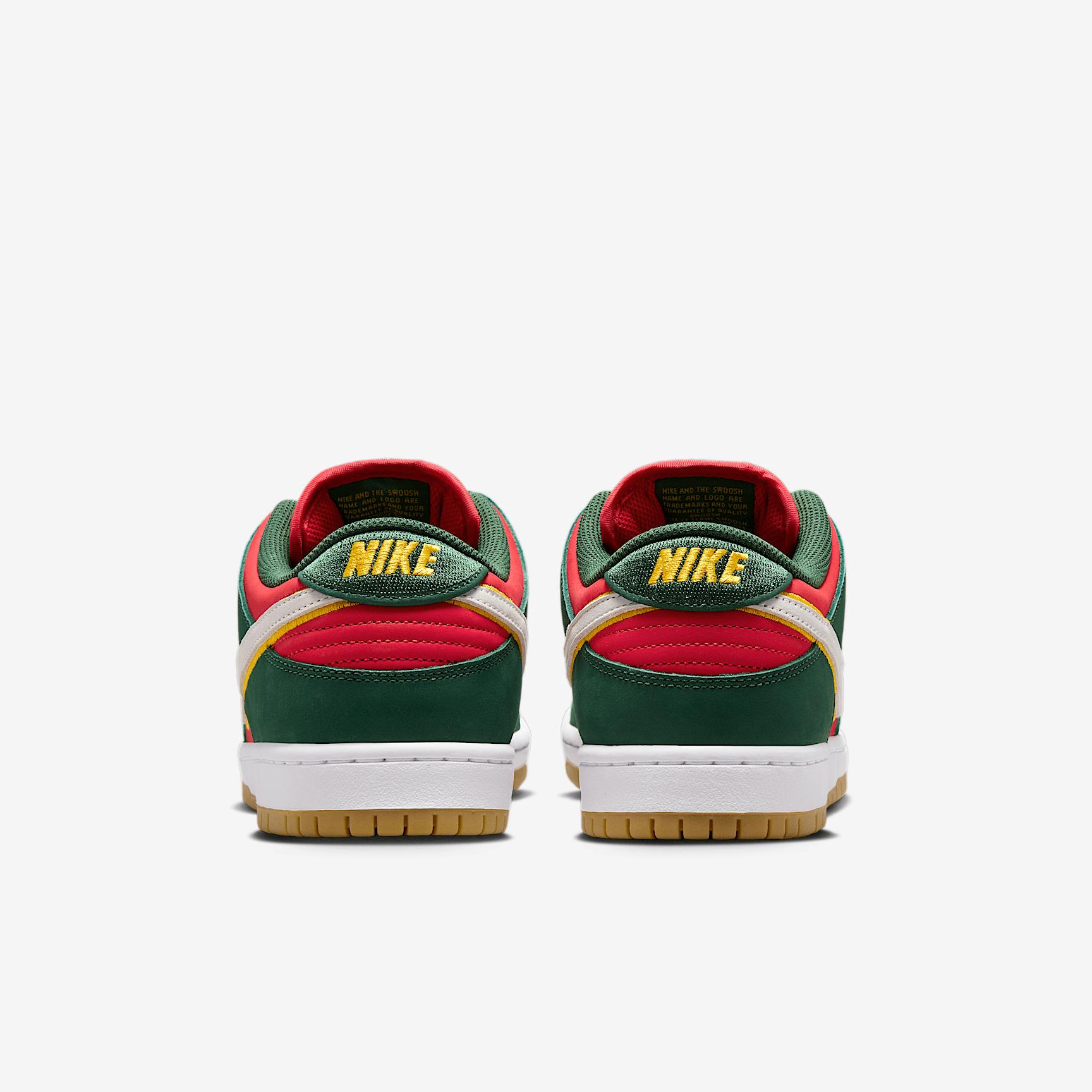 Men's Nike SB Dunk Low Pro Premium Skate Shoes Product Image