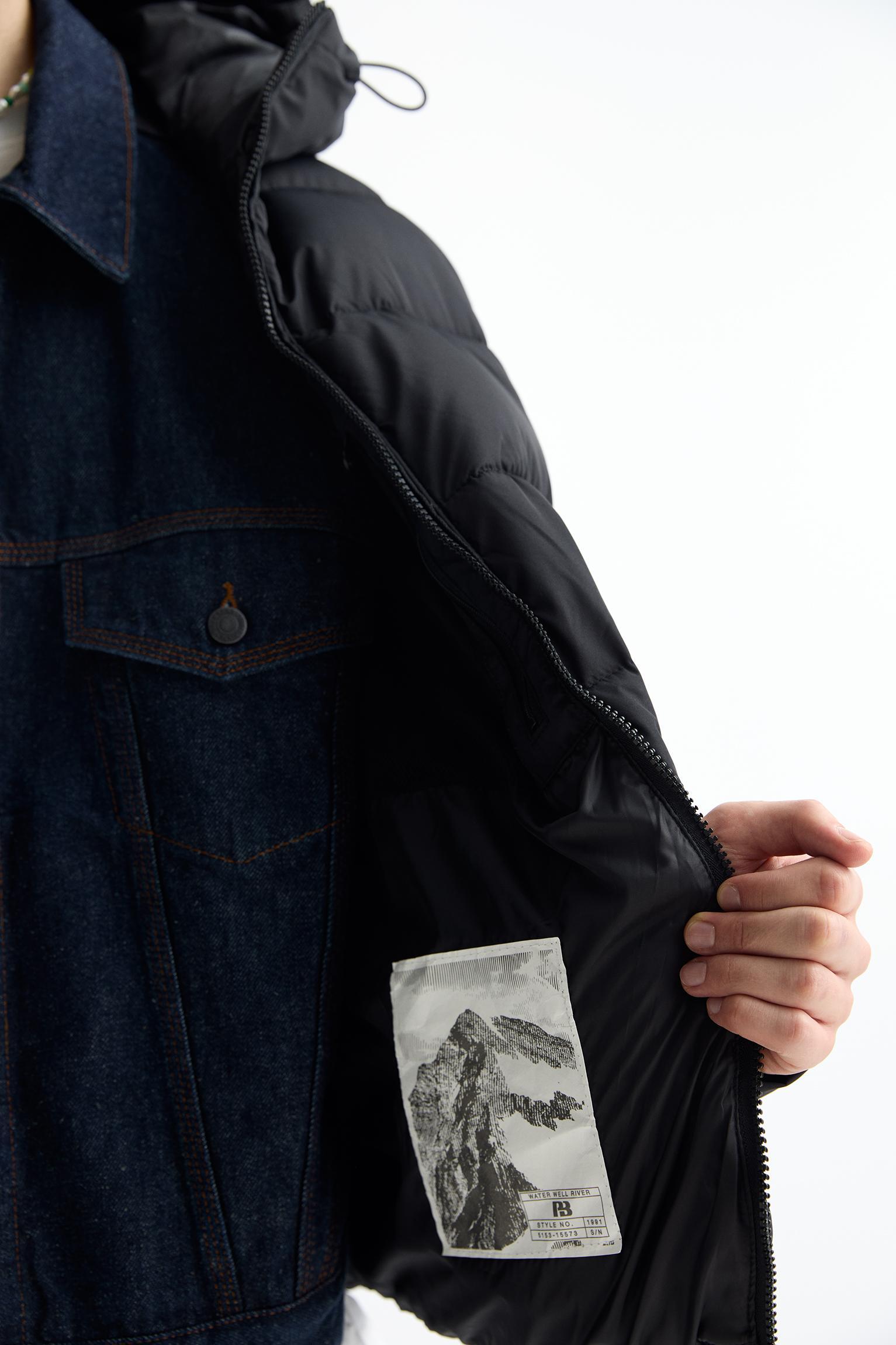 Lightweight puffer jacket with hood Product Image