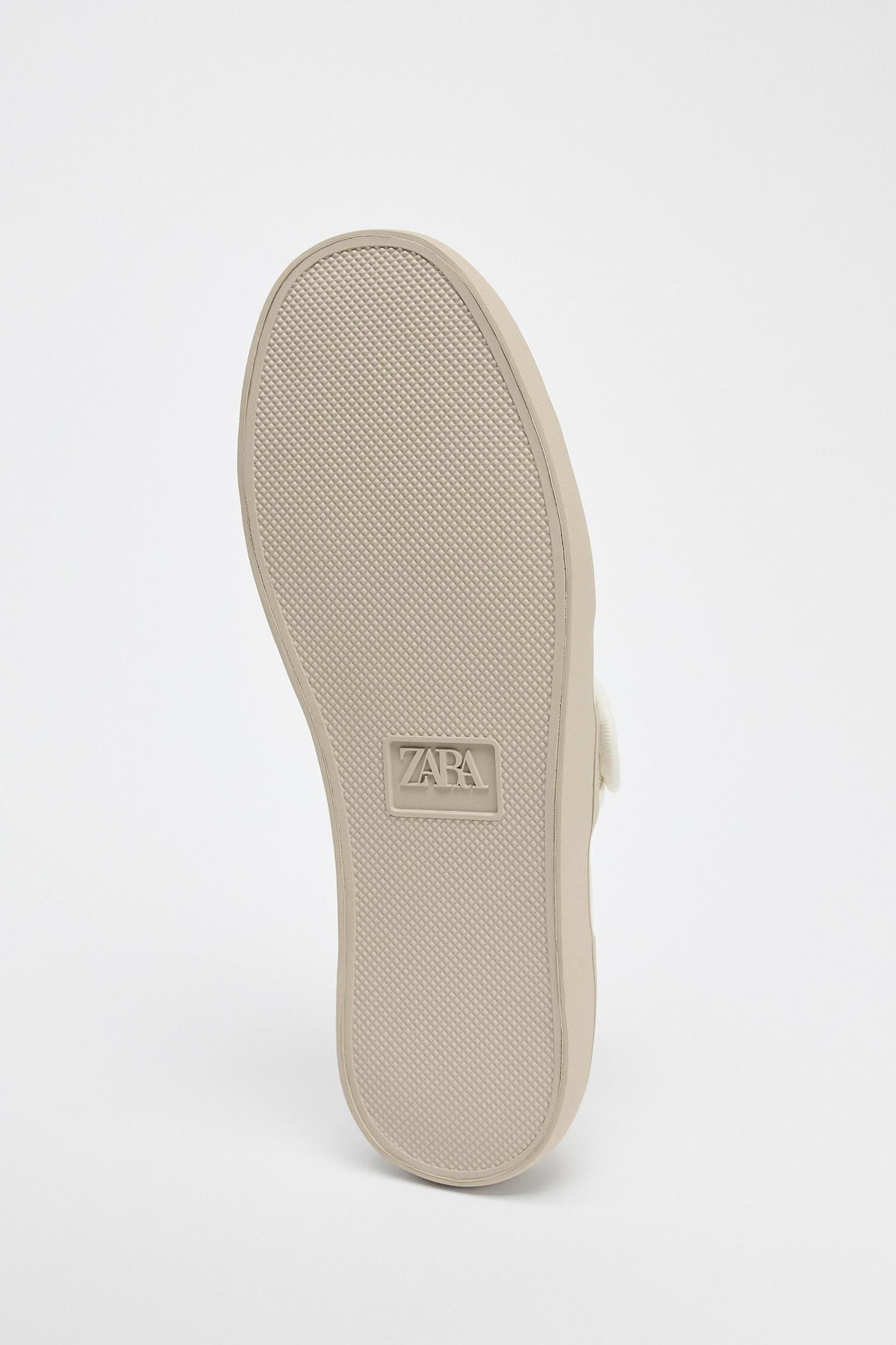 FABRIC STRAP BALLET FLATS Product Image