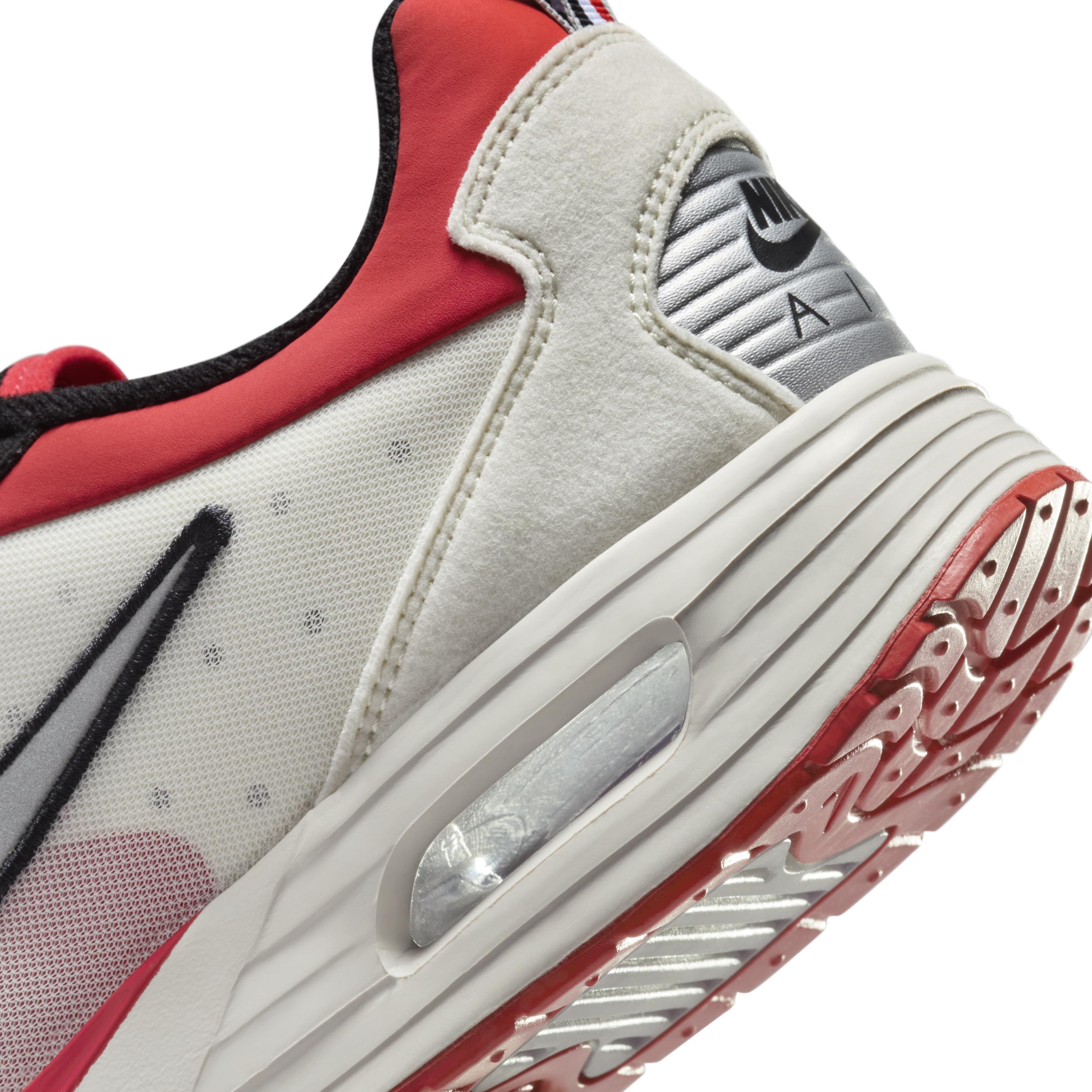 Georgia Nike Air Max Solo Men's Shoes Product Image