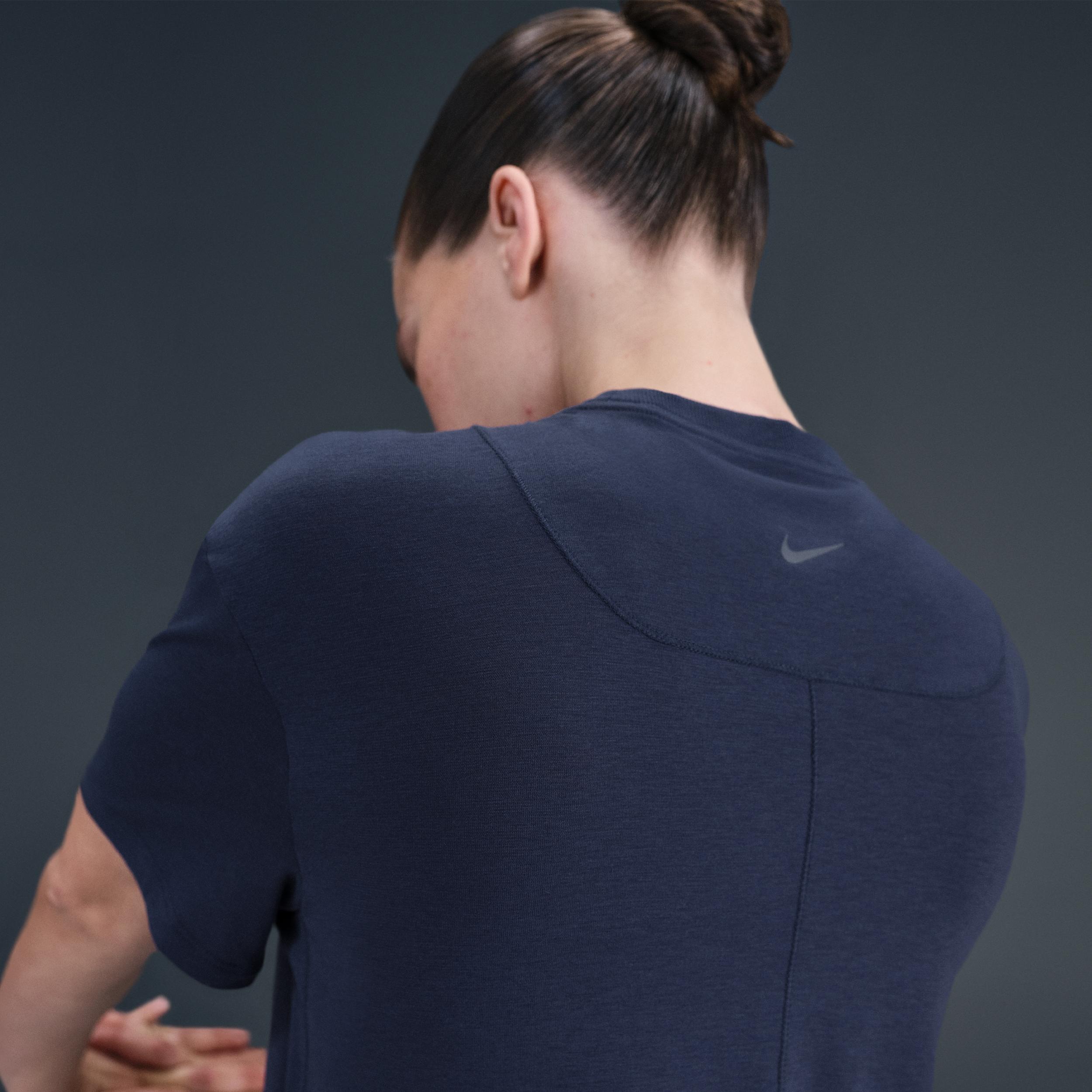 Nike Womens One Relaxed Dri-FIT Cropped Short-Sleeve Top | HJ1065-410 Product Image