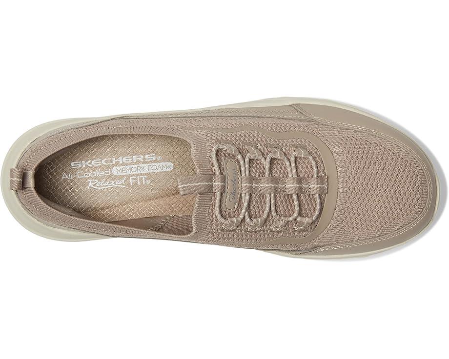 Women's SKECHERS Breathe Easier - Suits Her Product Image