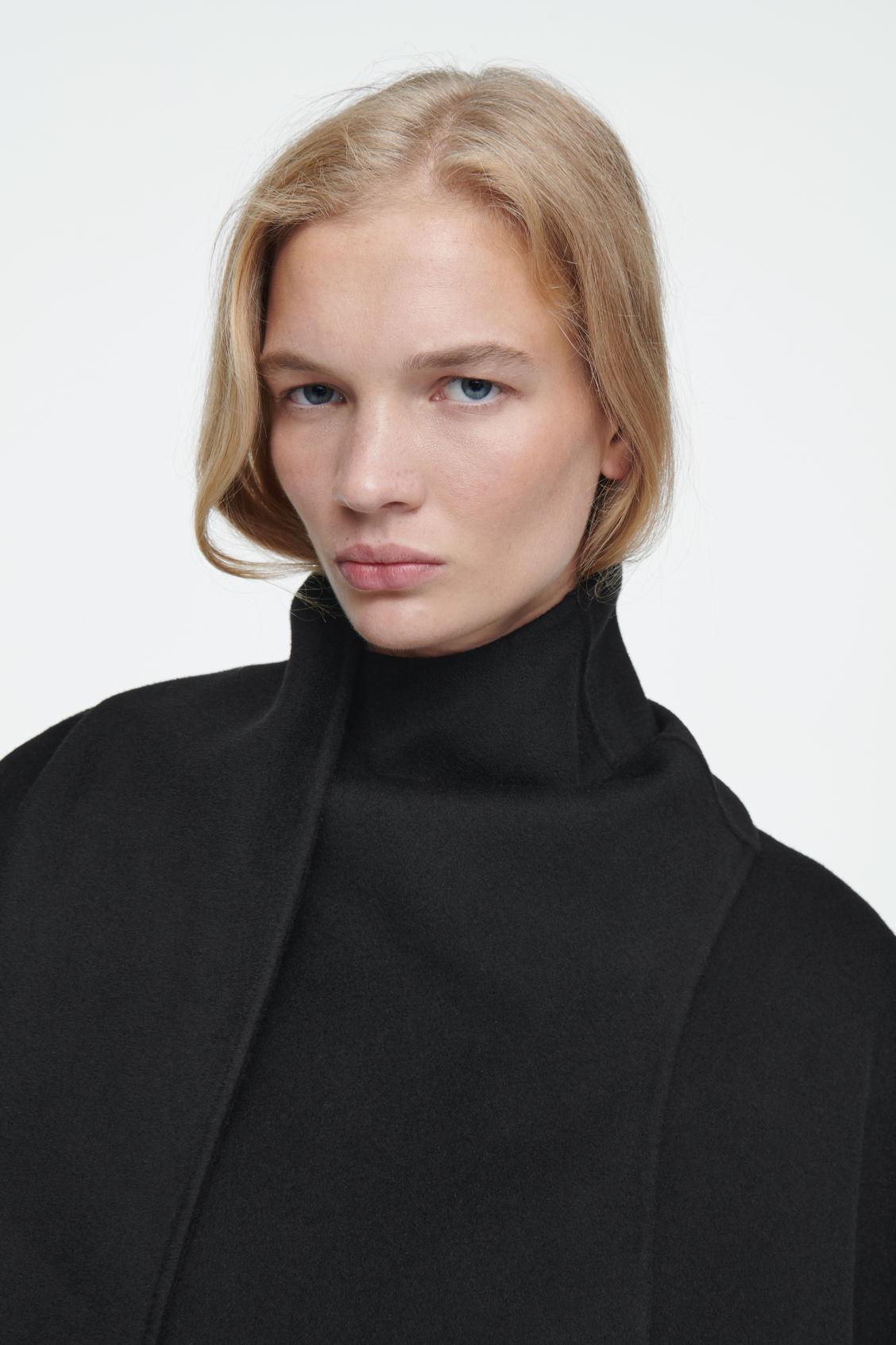 WOOL-BLEND CAPE Product Image