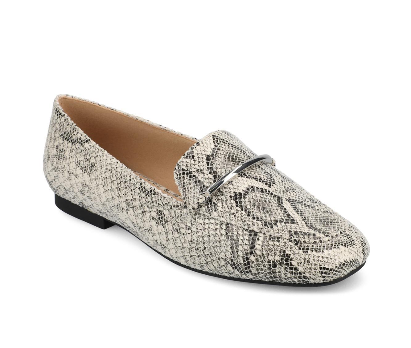 Women's Journee Collection Wrenn Loafers Product Image