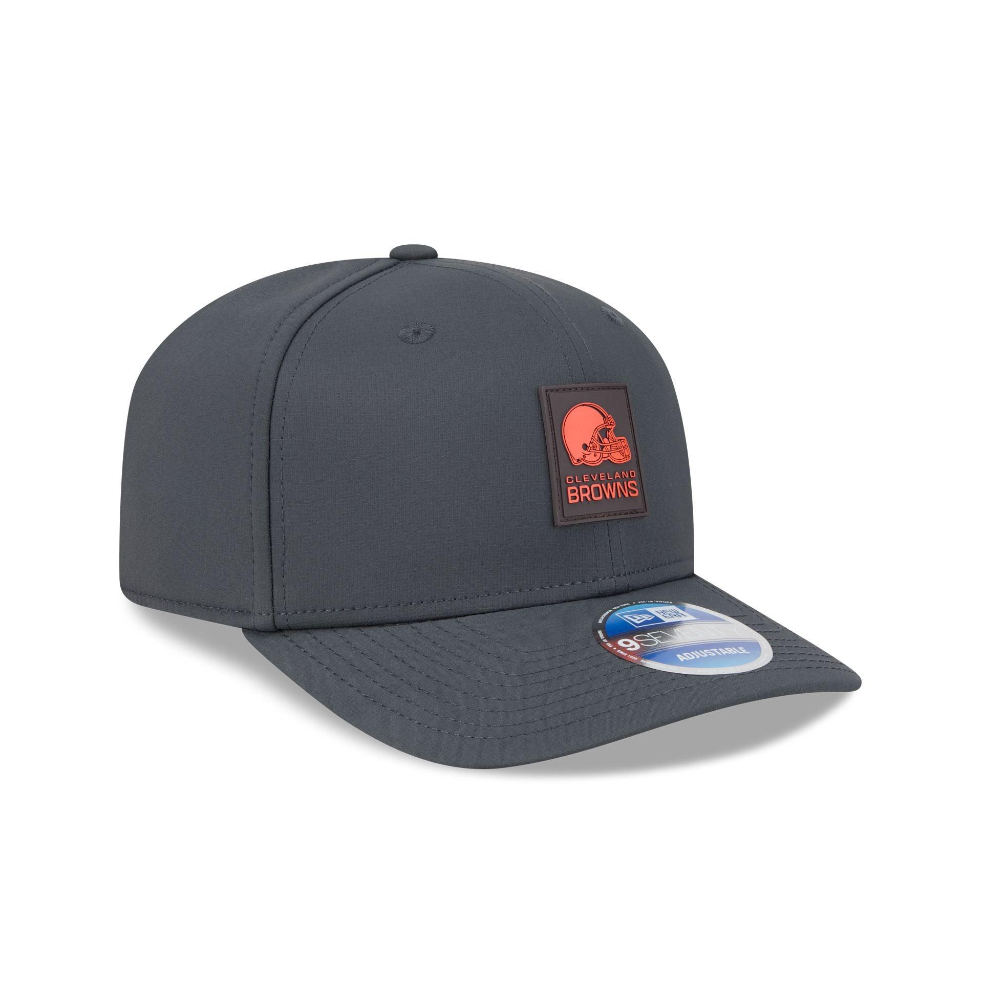 Atlanta Braves St. Patrick's Day 2025 9SEVENTY Stretch-Snap Hat Male Product Image