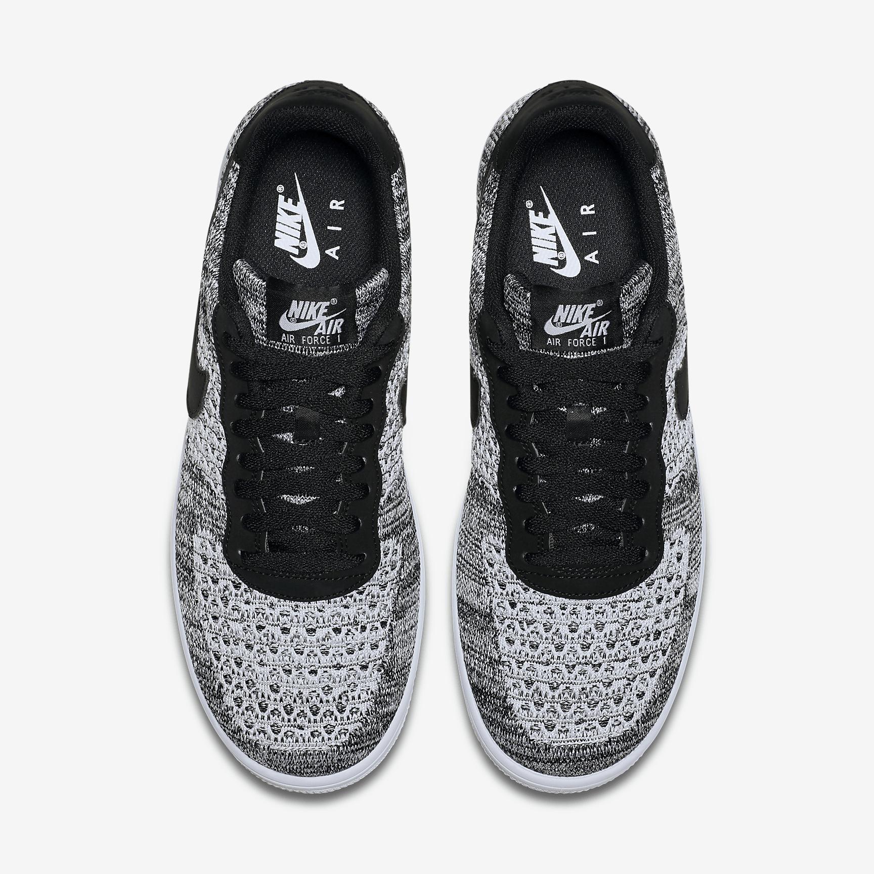 Nike Men's Air Force 1 Flyknit 2.0 Shoes Product Image