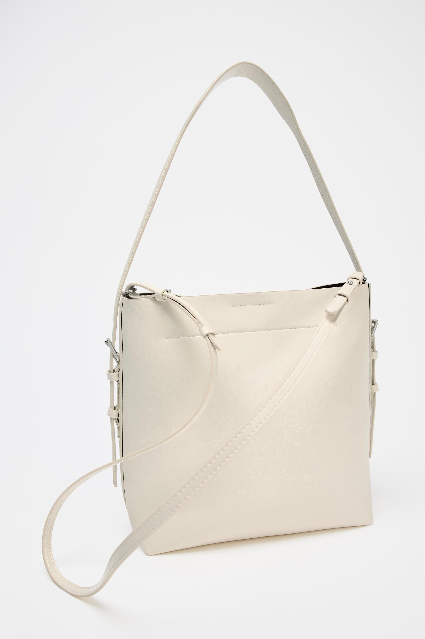 MINI BUCKET BAG Product Image