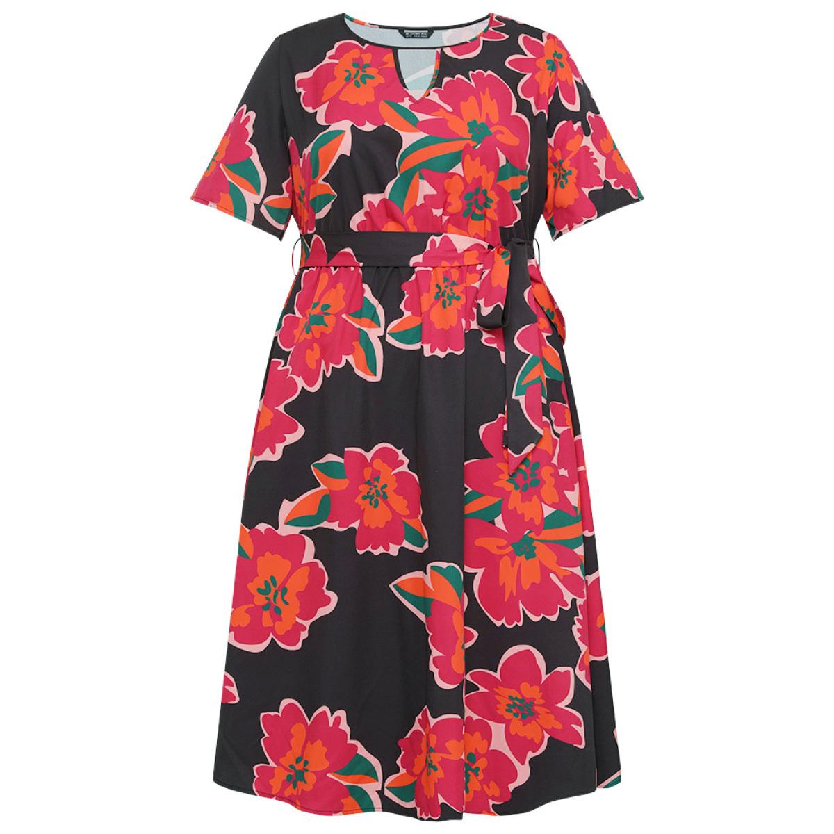 Plus Size Floral Pocket Belted Keyhole Neck Midi Dress Black Women Office Belted Round Neck Short sleeve Curvy Midi Dress BloomChic 12/L Product Image