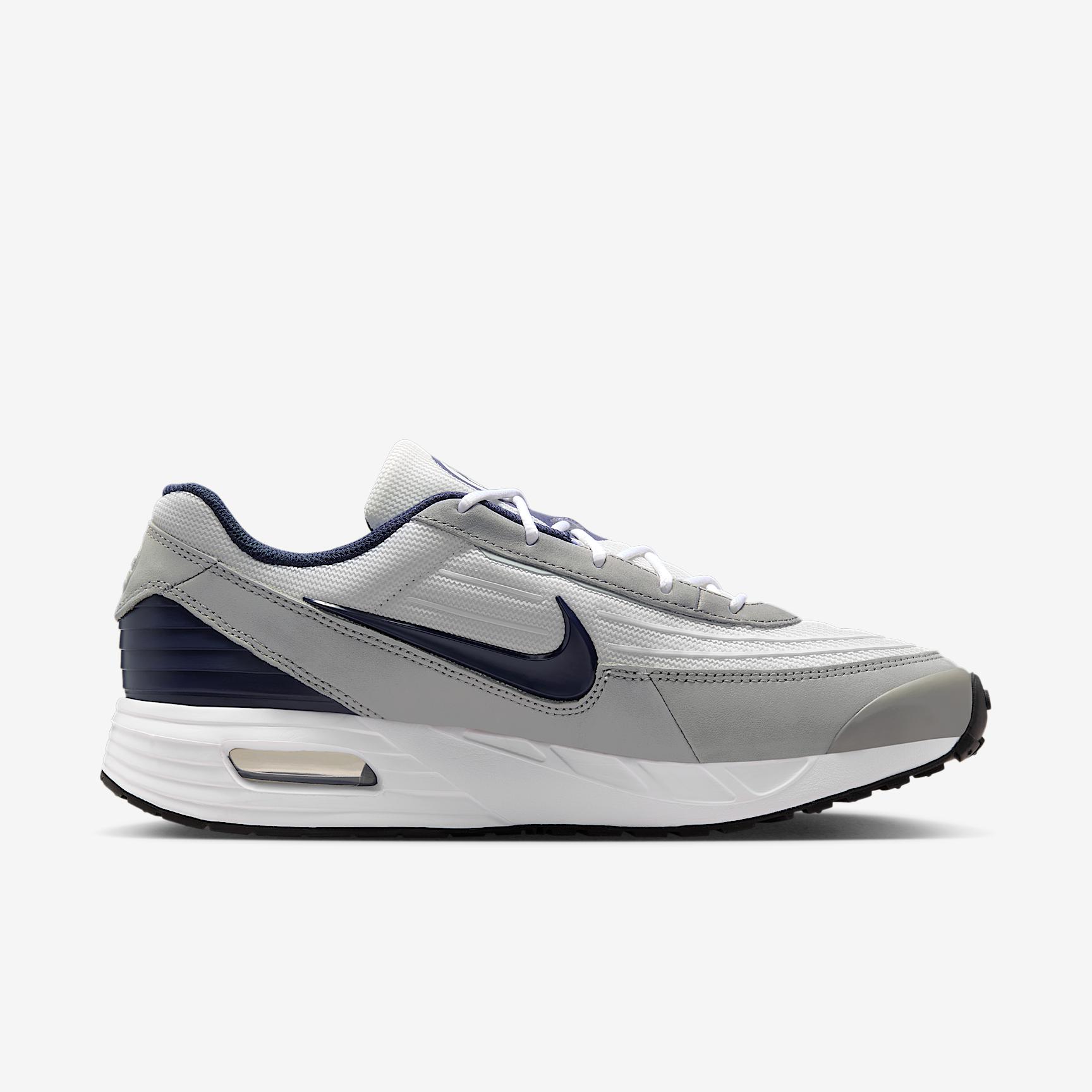 Nike Men's College Air Max Verse (UConn) Shoes Product Image