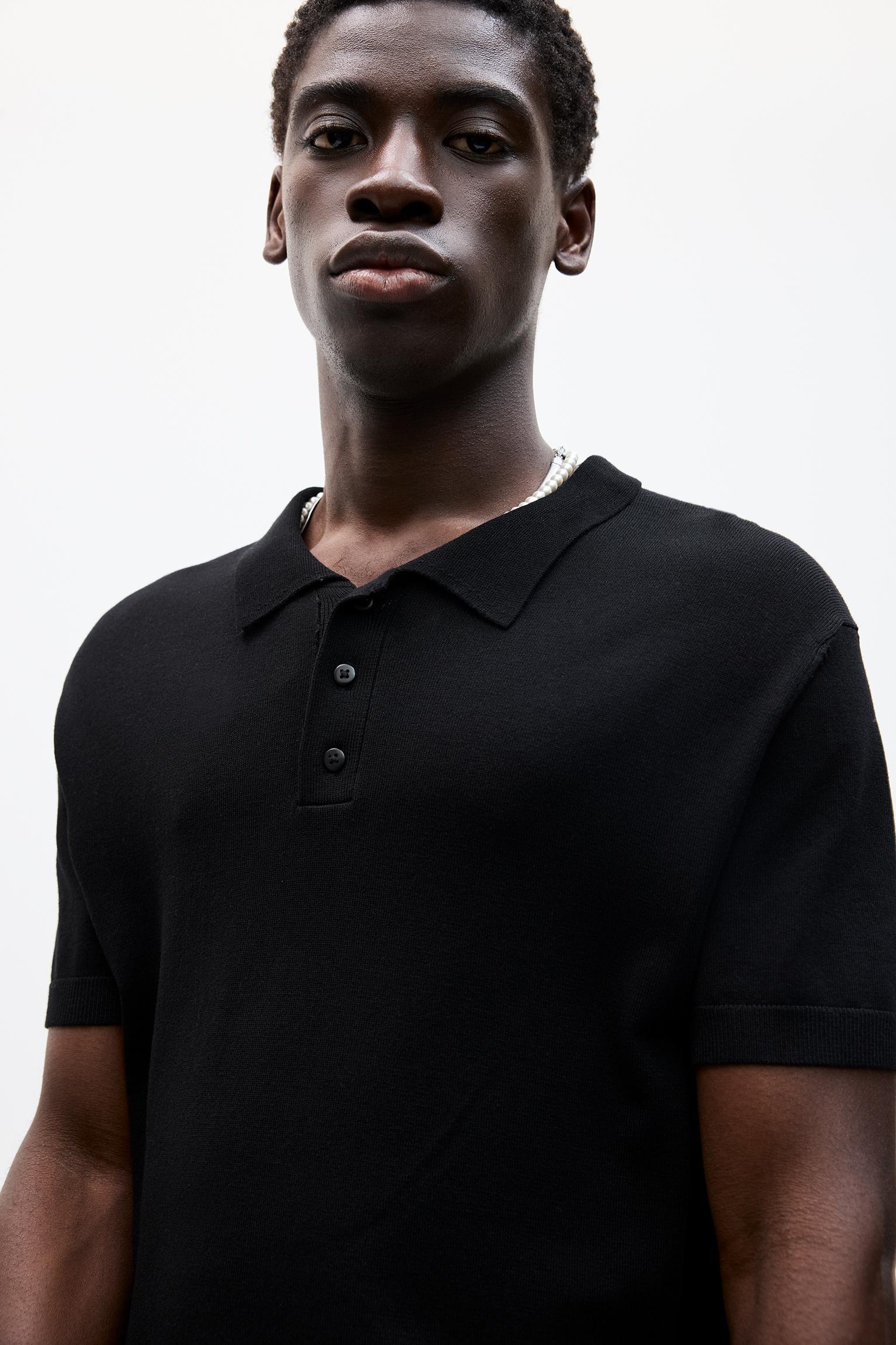 Short sleeve knit polo shirt Product Image