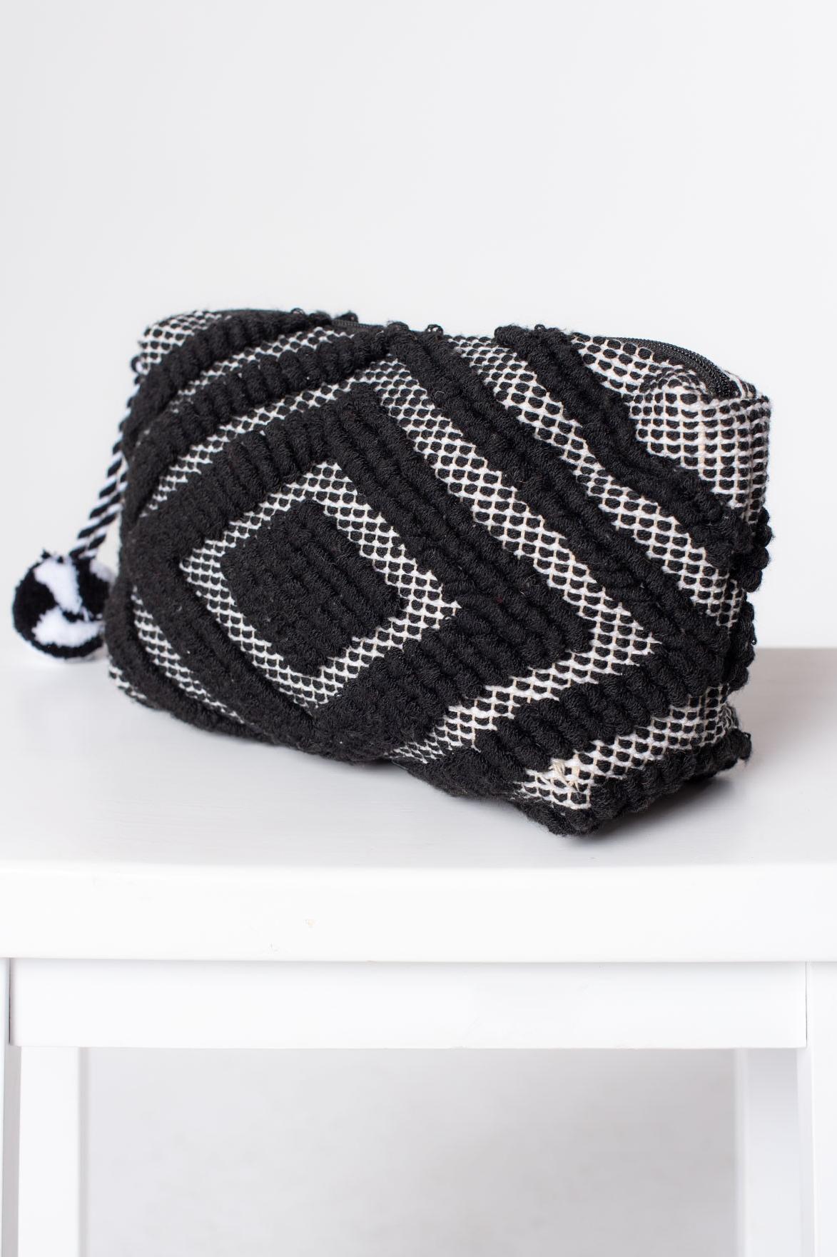 Diamond Motif Makeup Bag Product Image