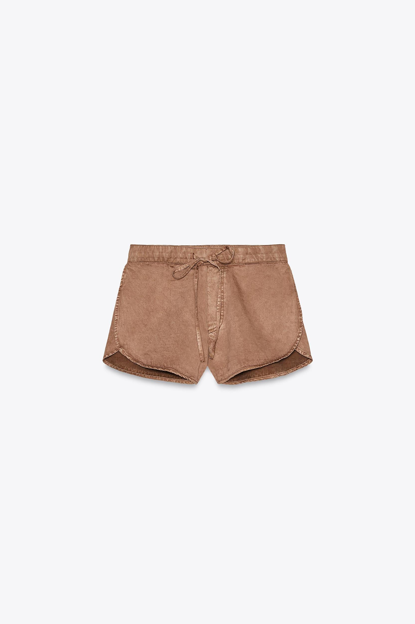 SLIT SHORTS Product Image