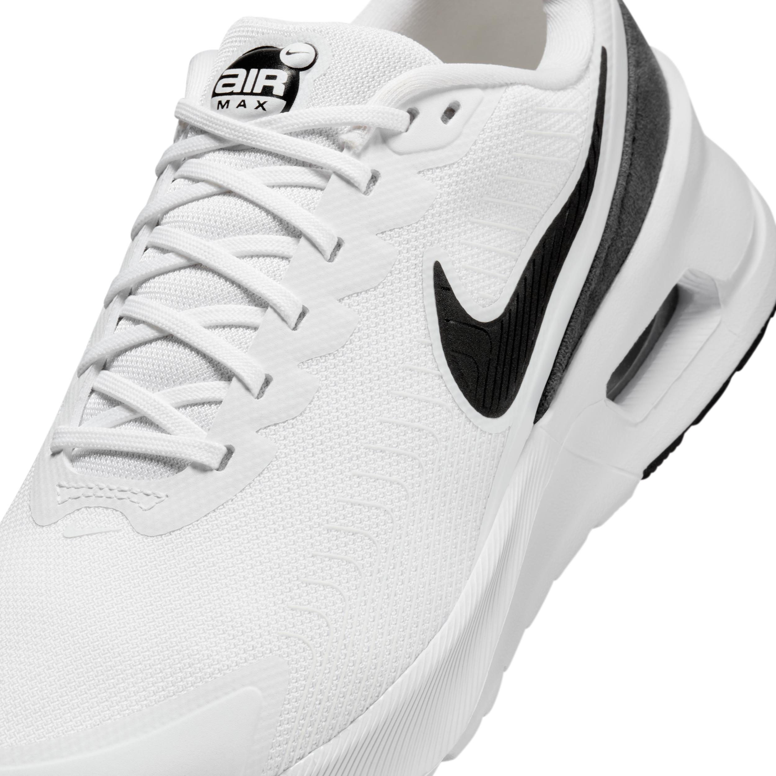 Nike Womens Air Max Nuaxis Shoes | HQ1834-100 Product Image