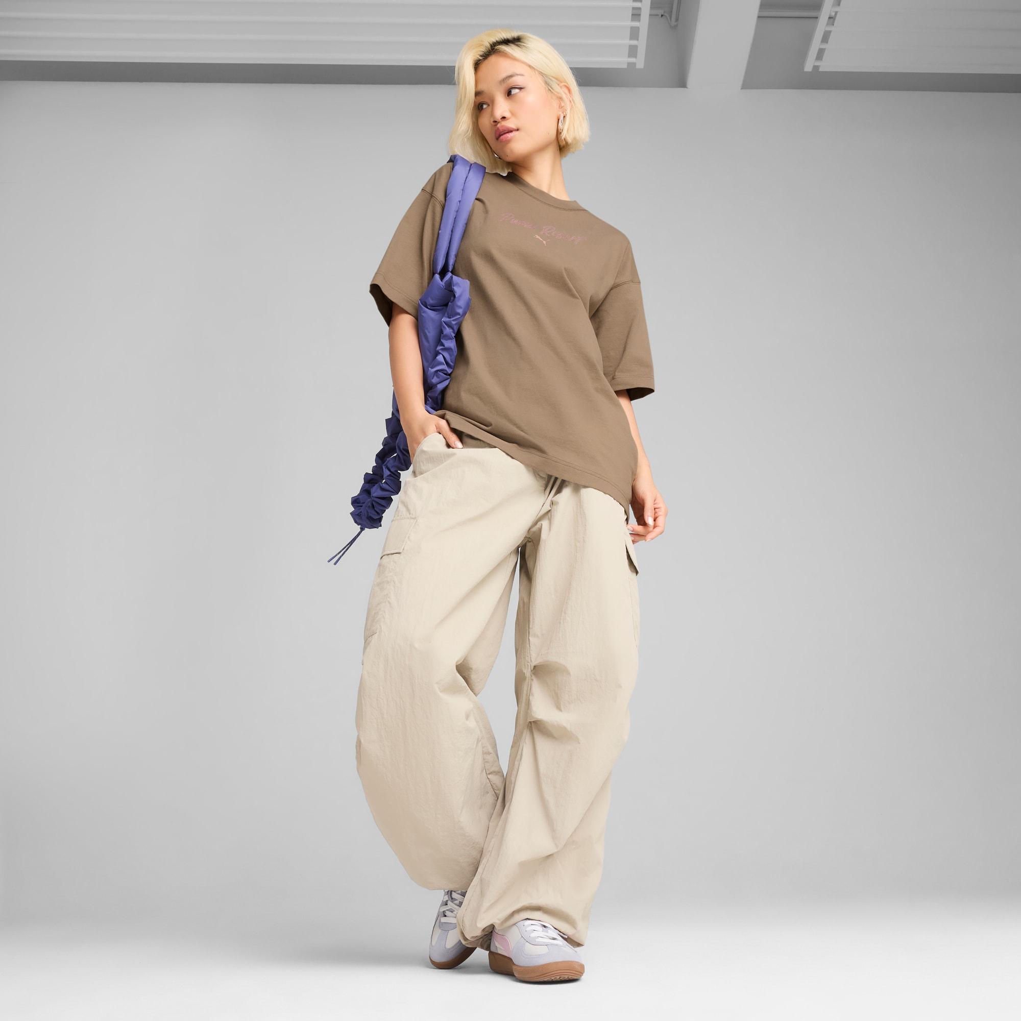 PREMIUM ESSENTIALS Oversized Graphic Tee Product Image