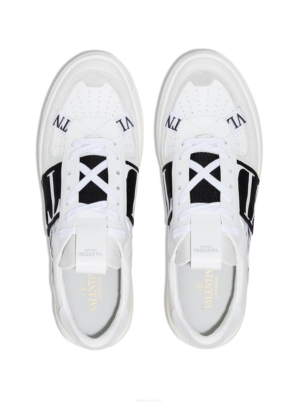VL7N low-top leather sneakers Product Image