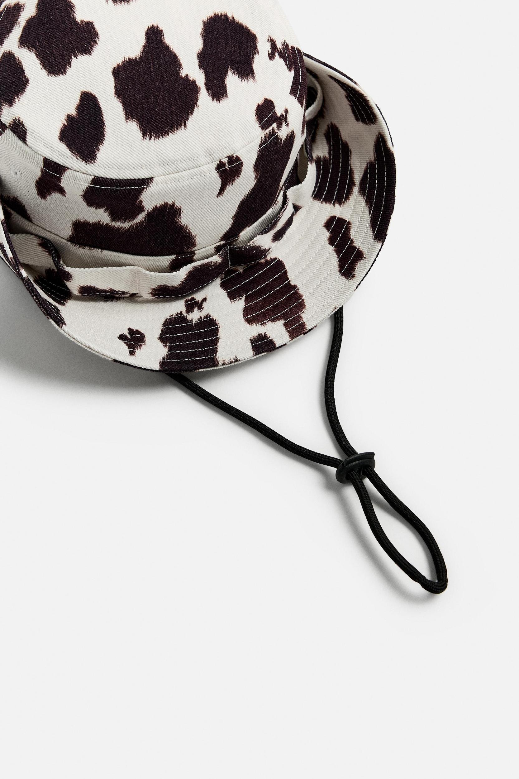 ANIMAL PRINT BUCKET HAT Product Image