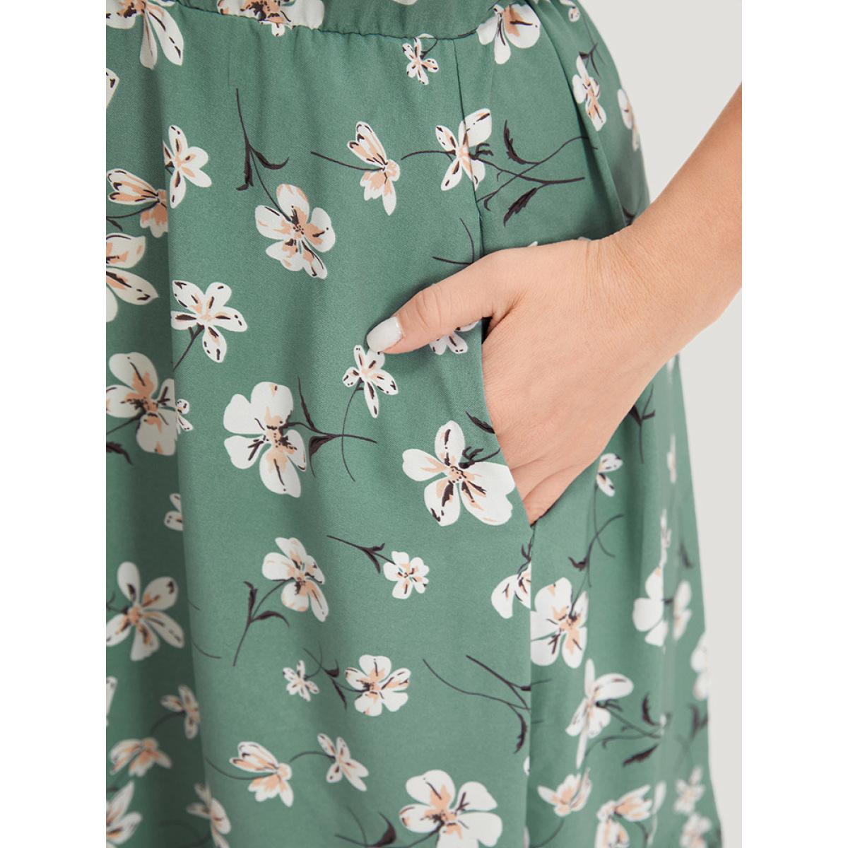 Plus Size Floral Elastic Waist Notched Pocket Ruffles Halter Dress Mint Women Elegant Patchwork Halter neck Sleeveless Curvy Knee Dress BloomChic 30/6X Product Image