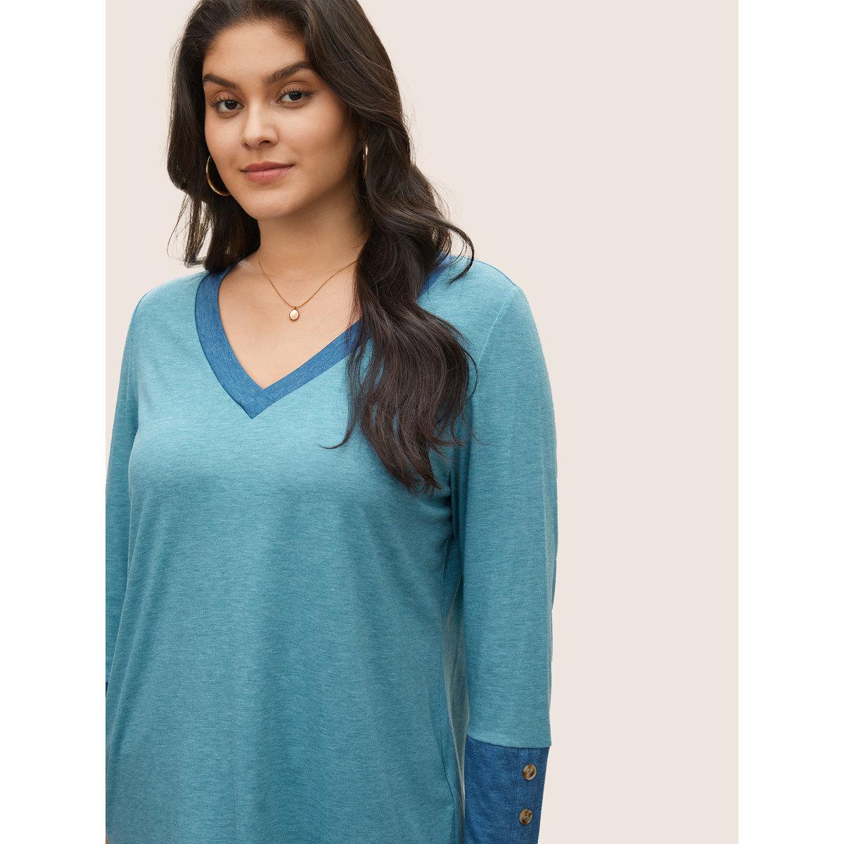 Plus Size Contrast Patchwork Button Detail T-shirt LightBlue Women Casual Contrast Plain V-neck Everyday T-shirts BloomChic 14-16/1X Product Image