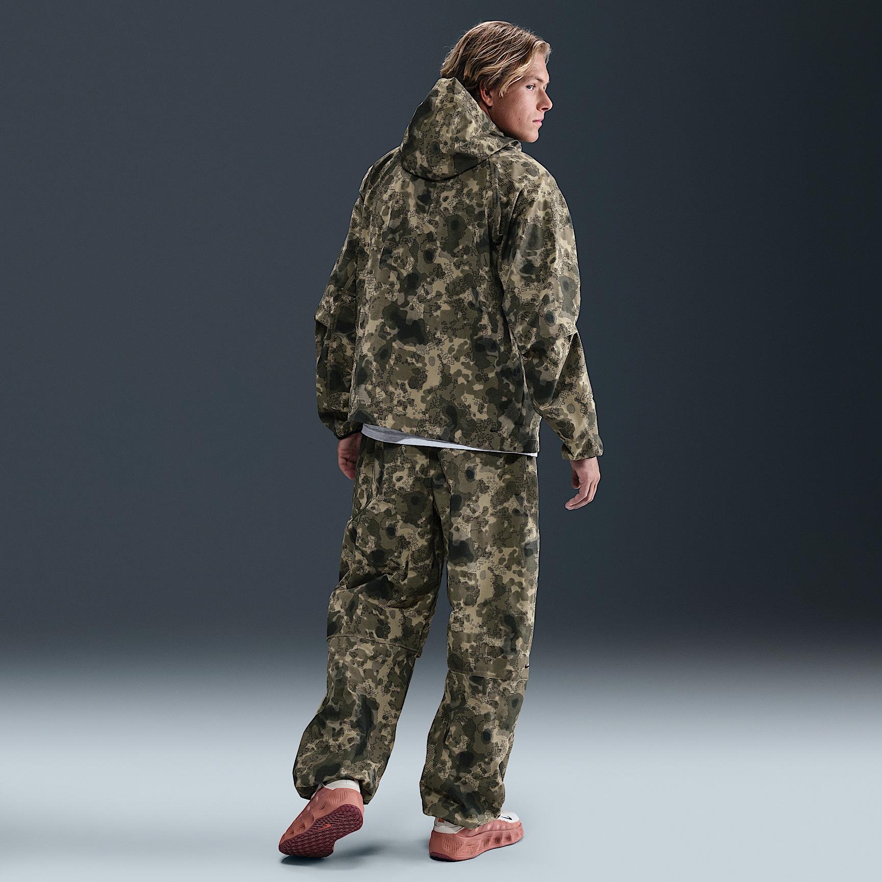 Nike Tech Men's Dri-FIT Woven Camo Windrunner Oversized Jacket Product Image