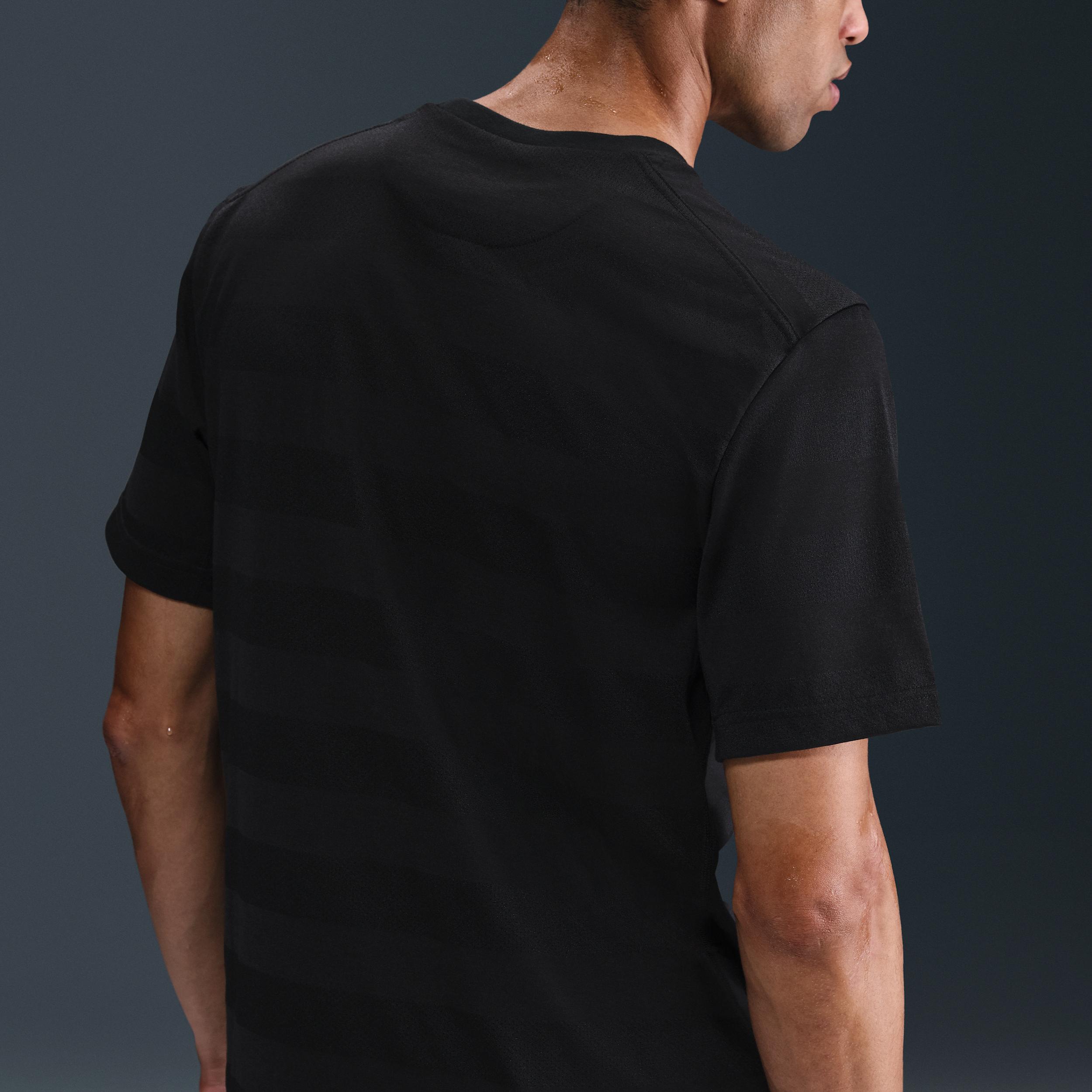 Nike Men's Primary Dri-FIT Short-Sleeve Fitness Top Product Image