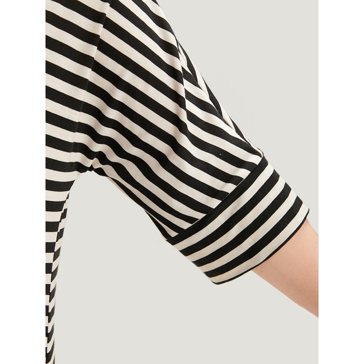 Plus Size Supersoft Essentials Striped Pocket Crew Neck Batwing Sleeve Dress Black Women Casual Printed Round Neck Elbow-length sleeve Curvy Midi Dress BloomChic 28/5X Product Image