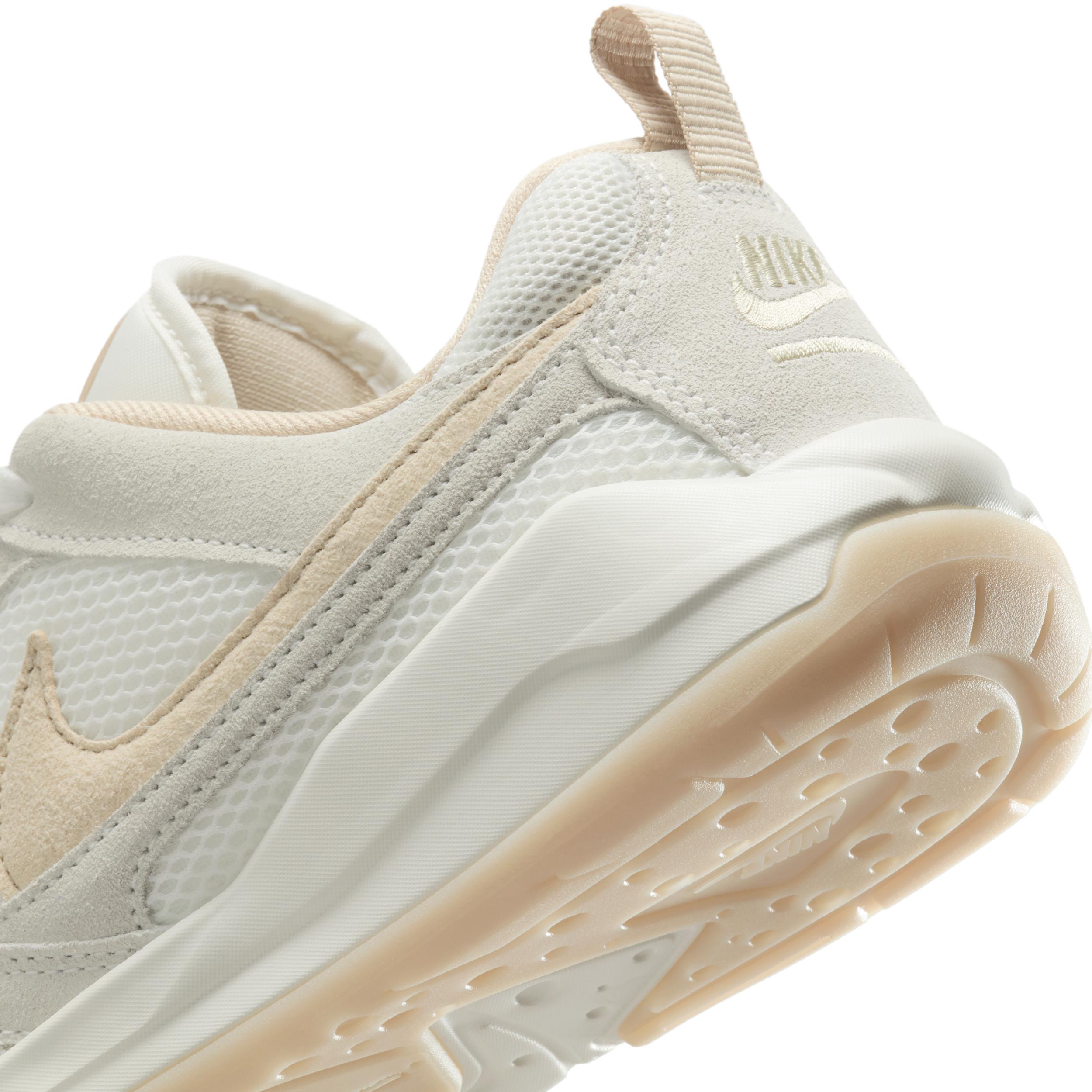 Jordan CMFT Era Women's Shoes Product Image