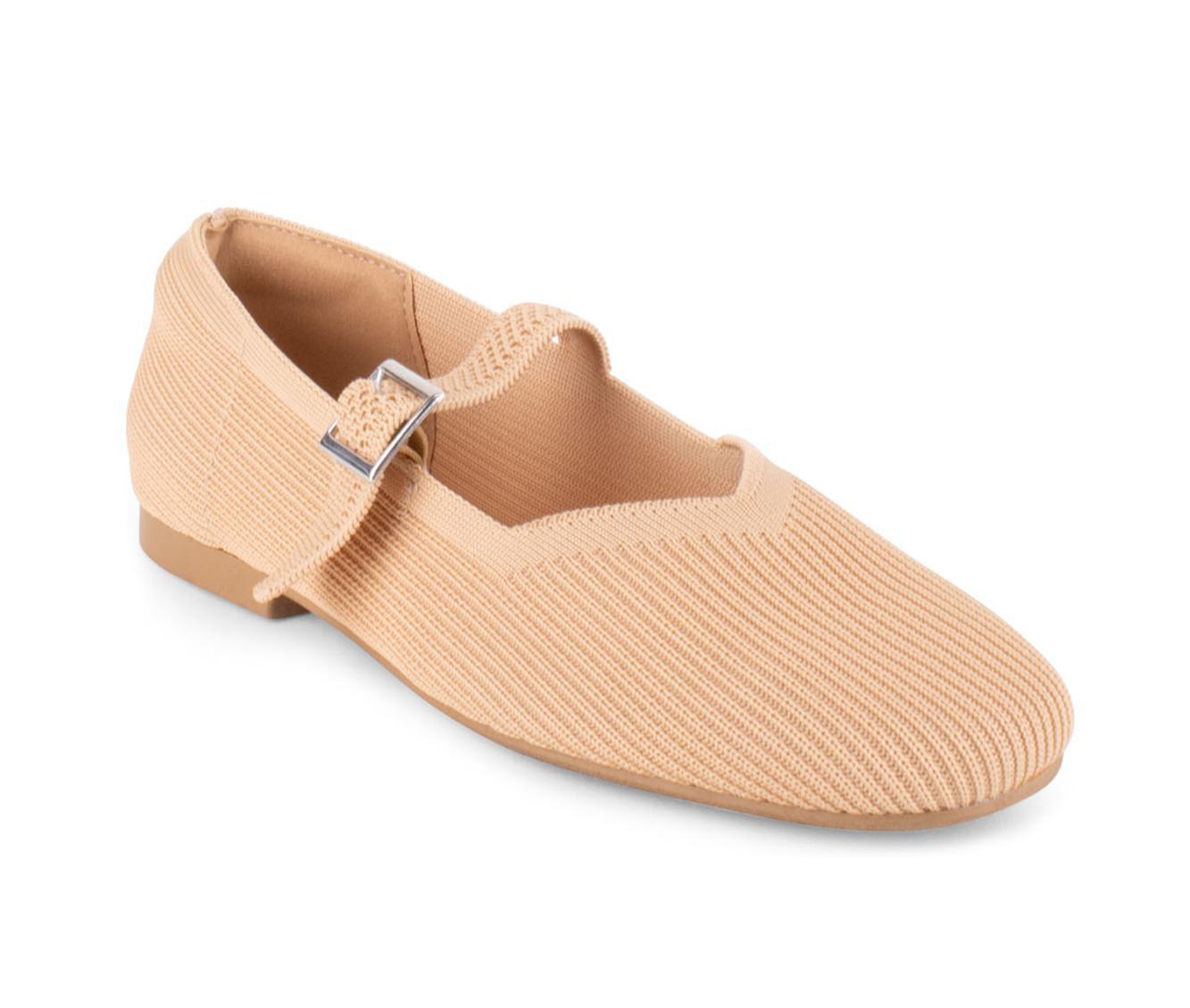 Women's Tahari Sierra Flats Product Image