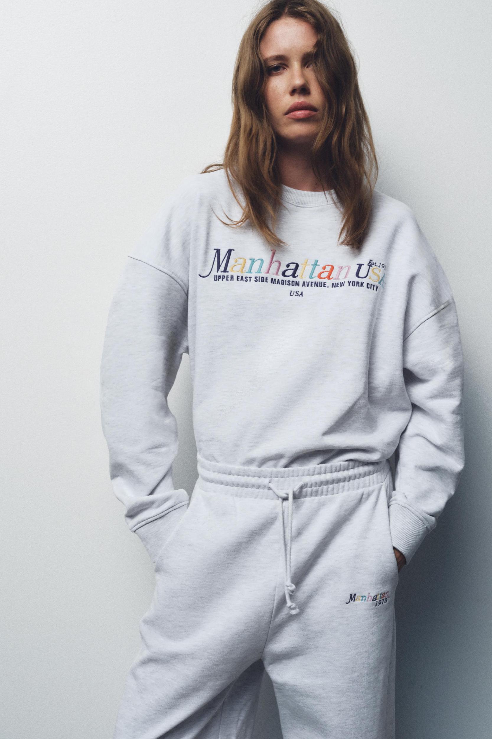 VARSITY SWEATSHIRT Product Image