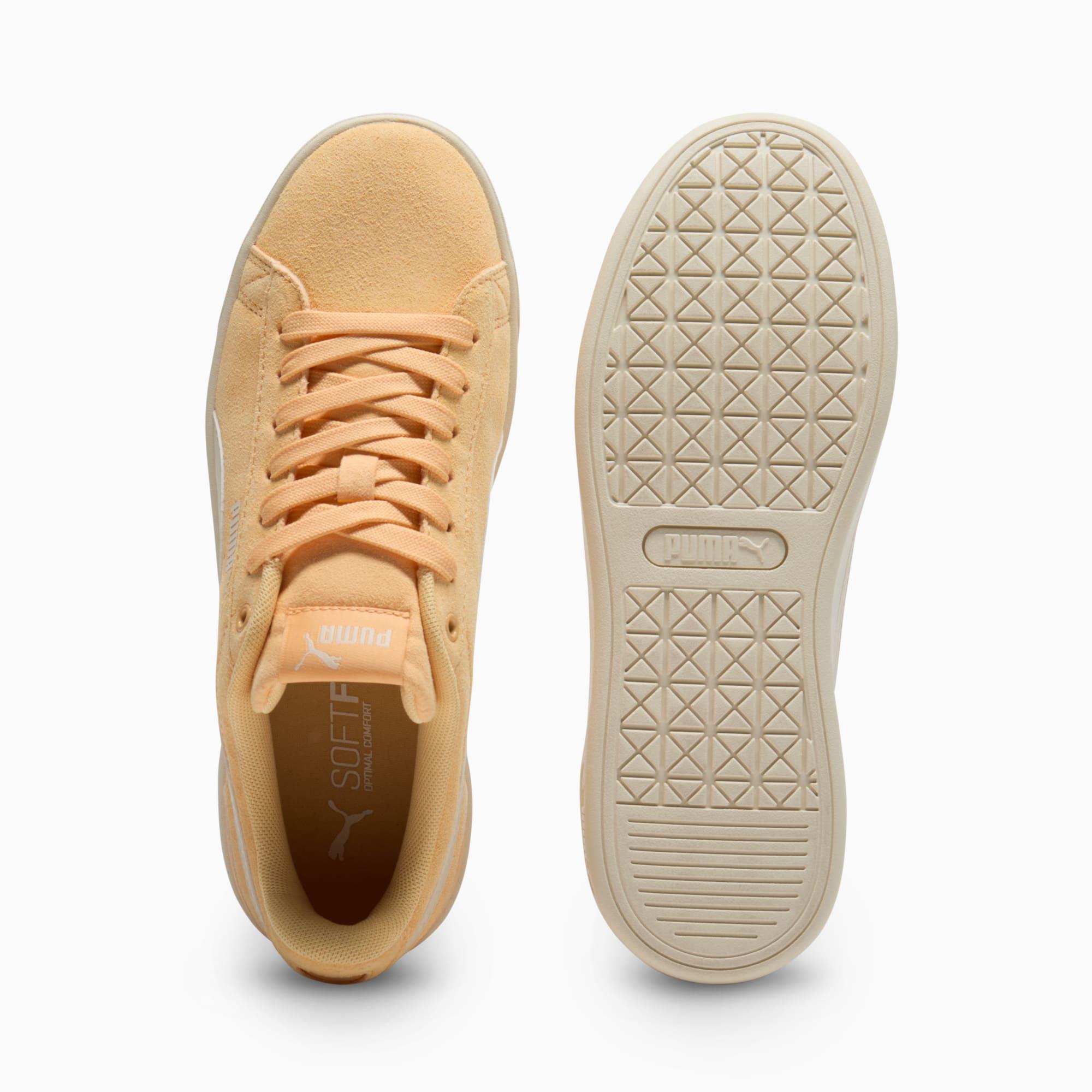 Vikky v3 Women's Wide Sneakers Product Image