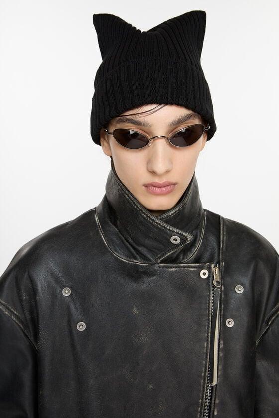 Ribbed square beanie Product Image