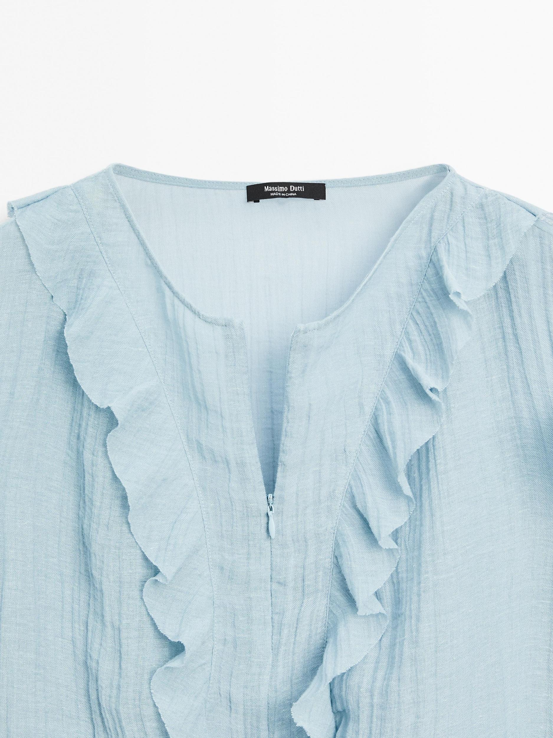 Flowing blouse with ruffles Product Image