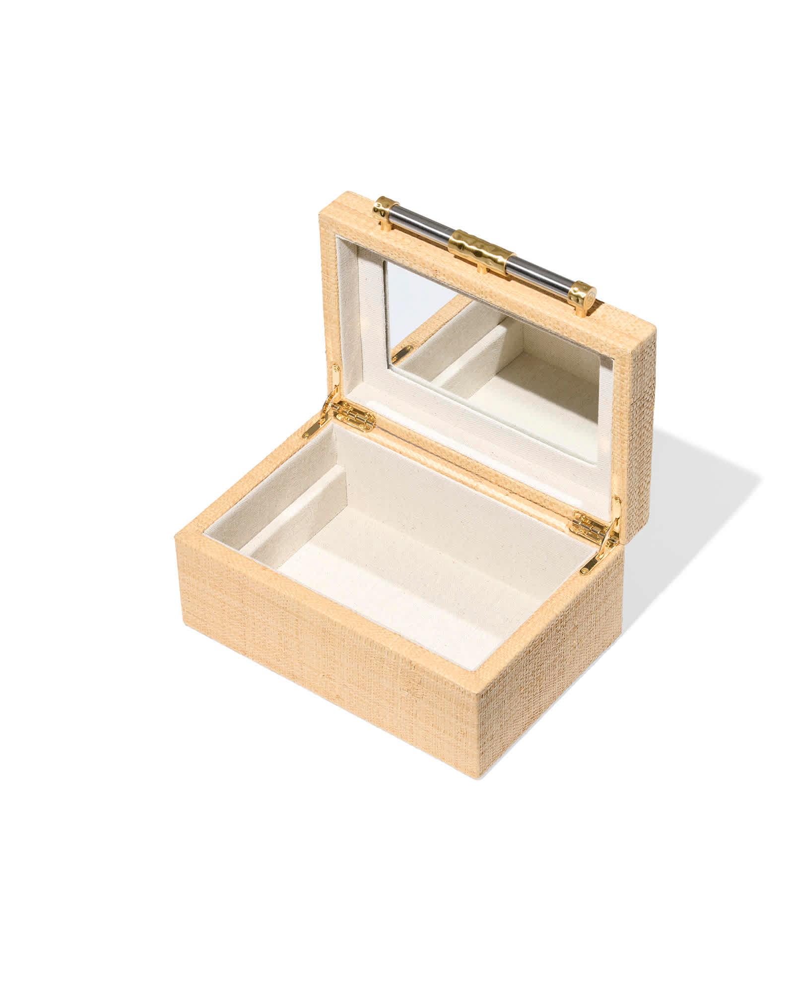 Small Raffia Jewelry Box Product Image