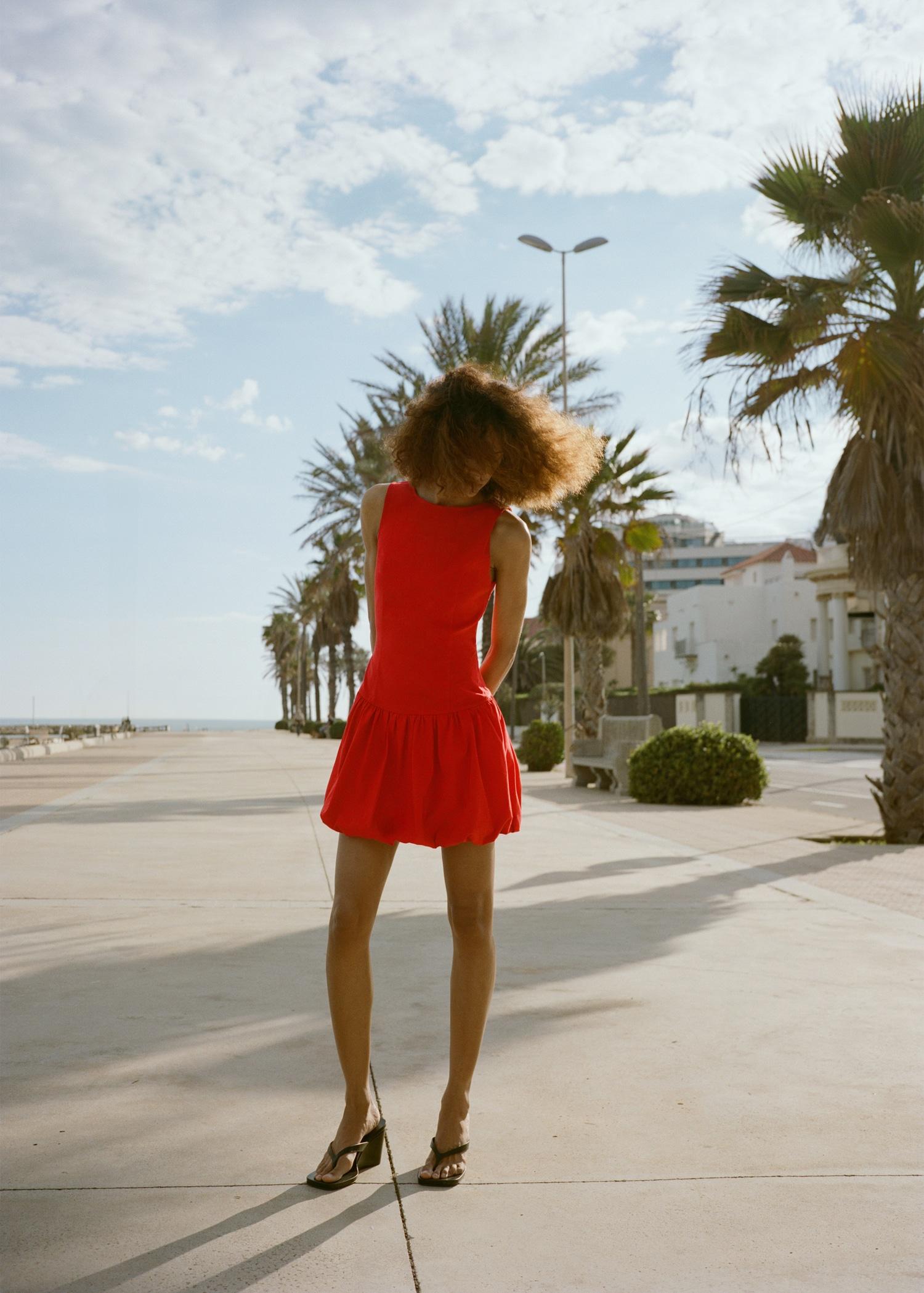 Short balloon dress - Women | MANGO USA Product Image