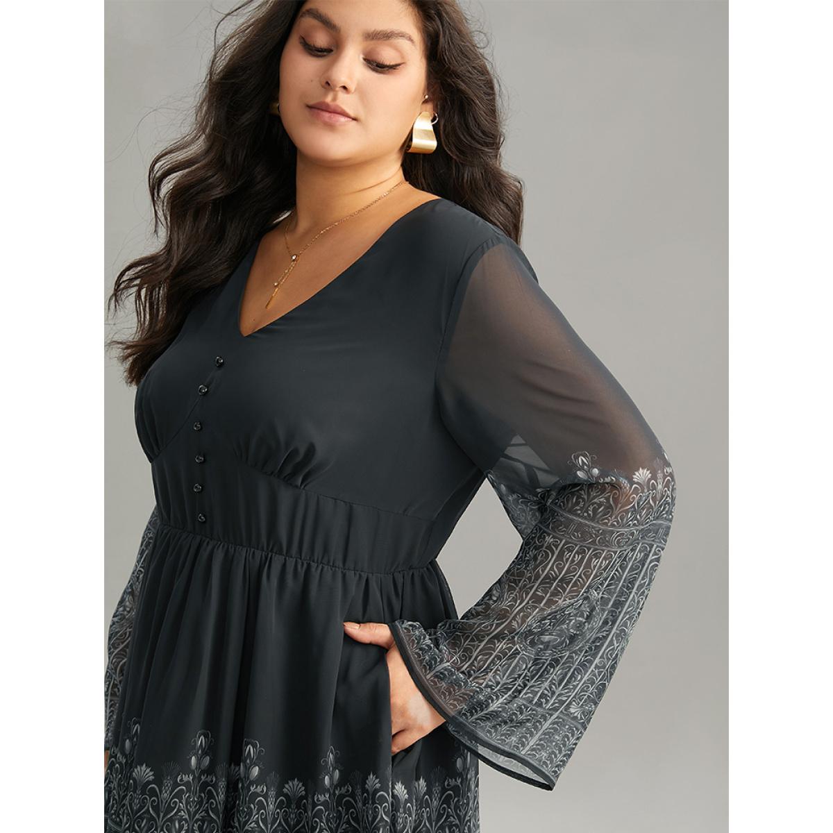 Plus Size Boho Print Button Detail Bell Sleeve Dress BlackFlower Women Office Printed V-neck Long Sleeve Curvy Midi Dress BloomChic 28/5X Product Image