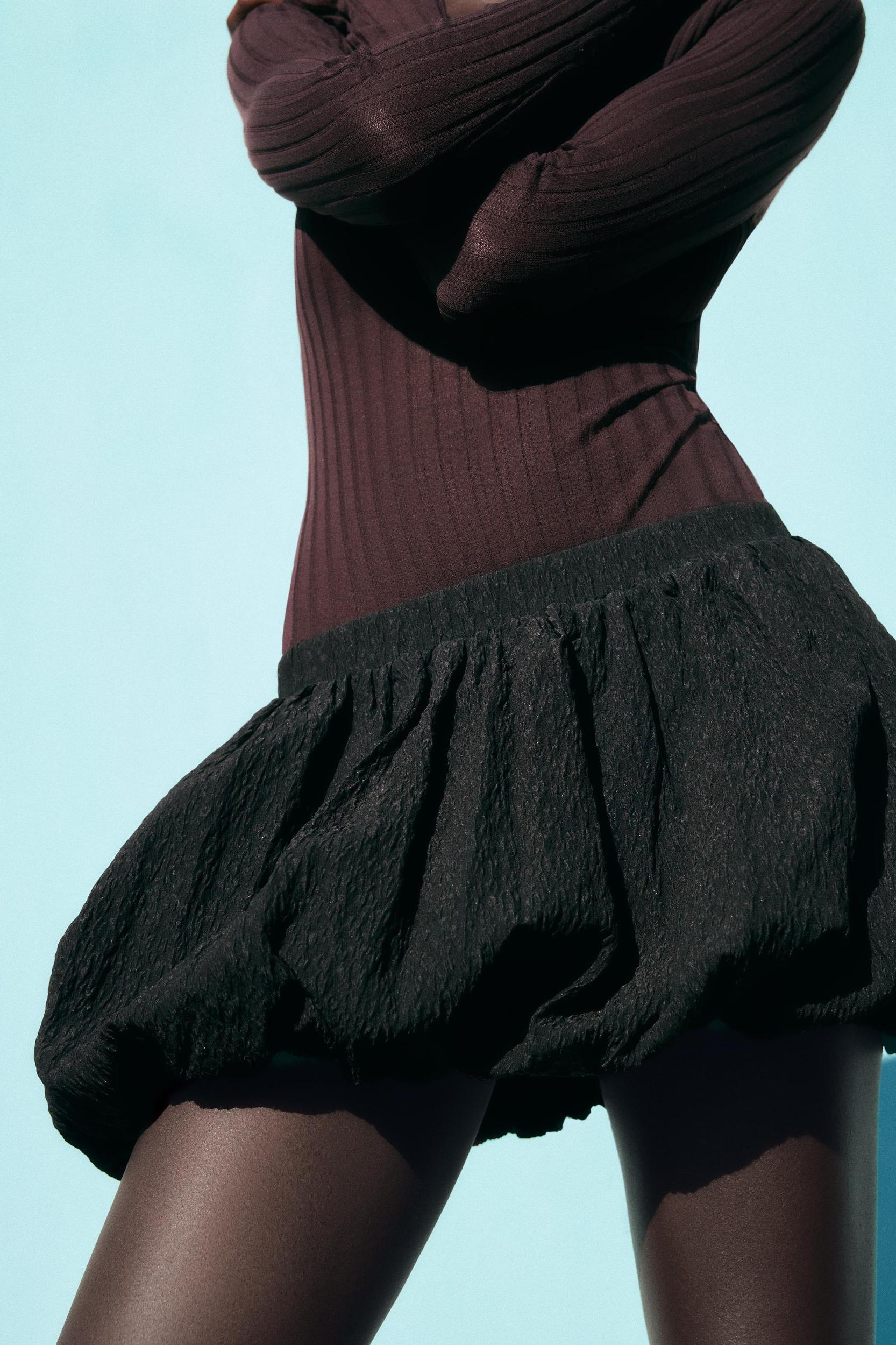 BALLOON MINI SKIRT Product Image