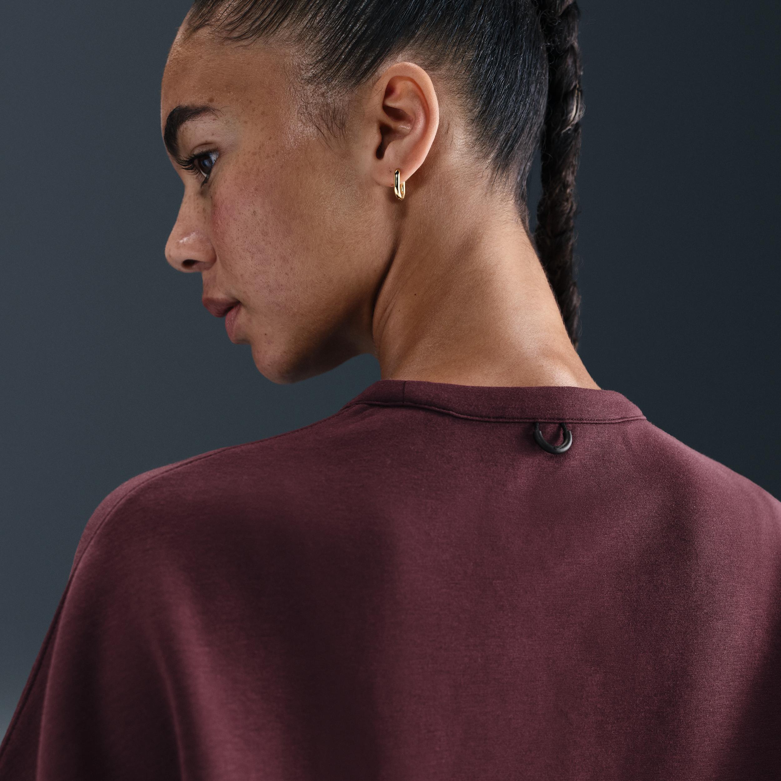 Nike Women's 24.7 ImpossiblySoft Dri-FIT Oversized 1/2-Zip Top Product Image