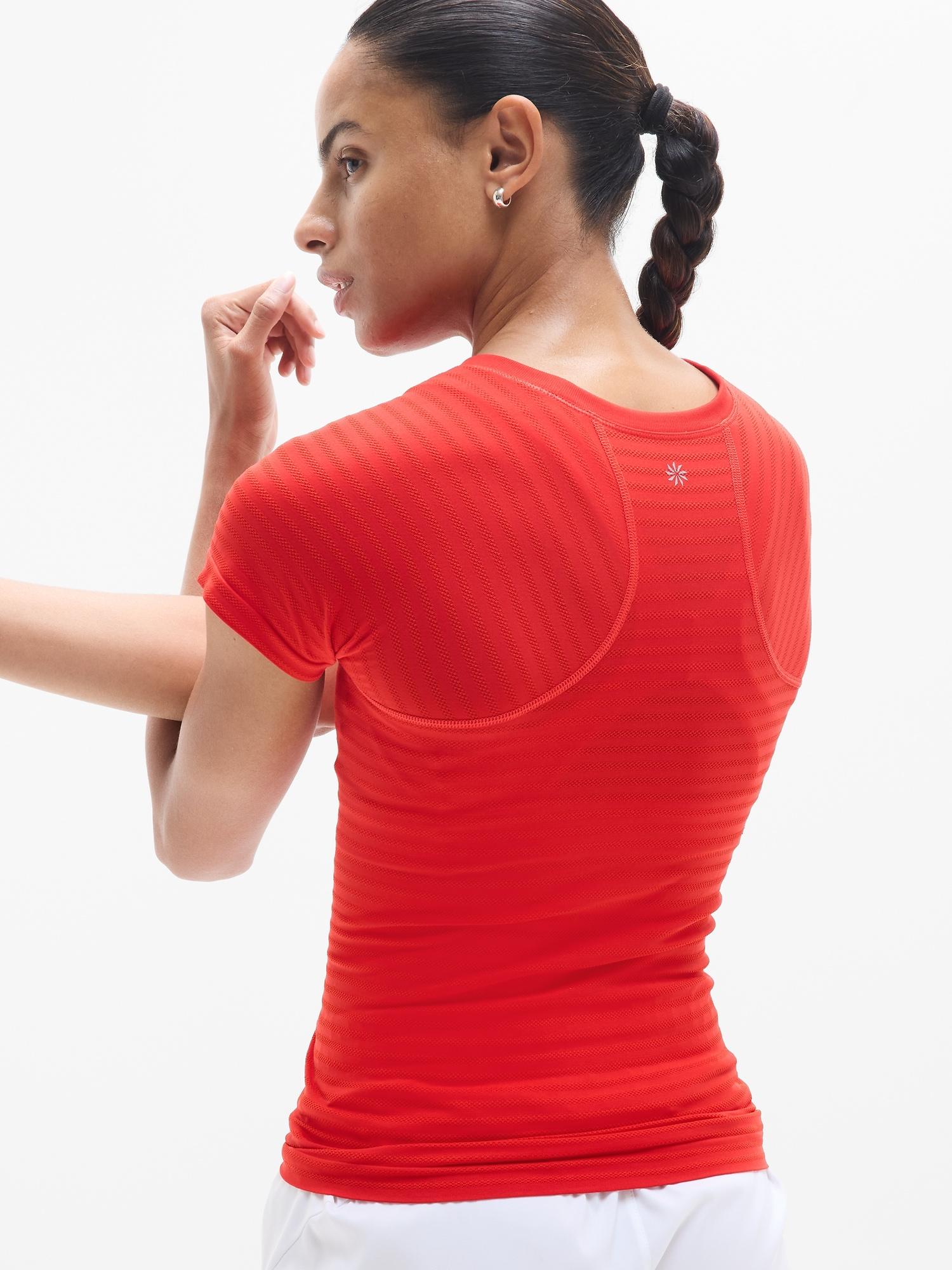 Momentum Seamless Tee Product Image