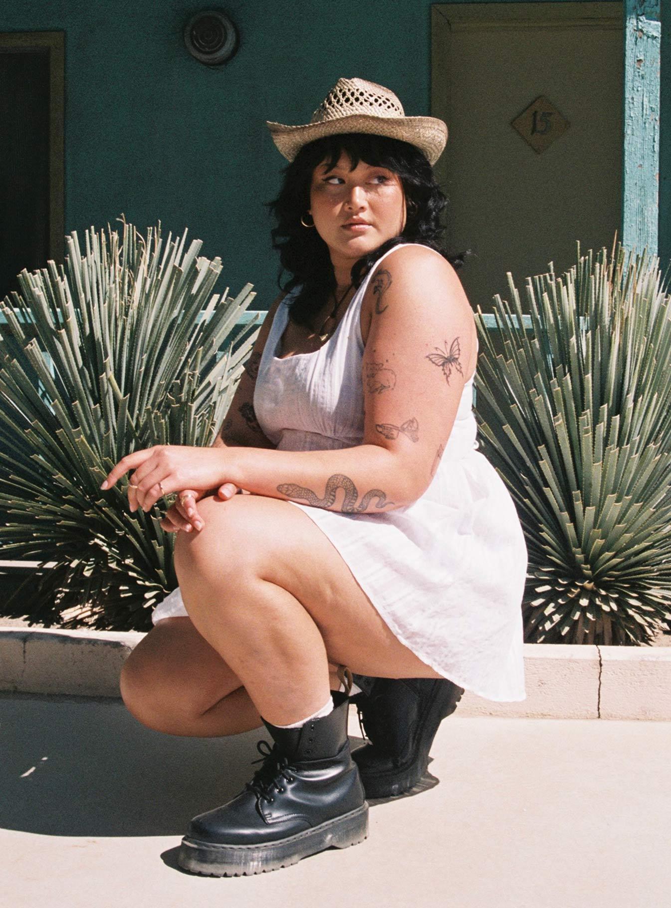 Lorinda Mini Dress White Curve Product Image