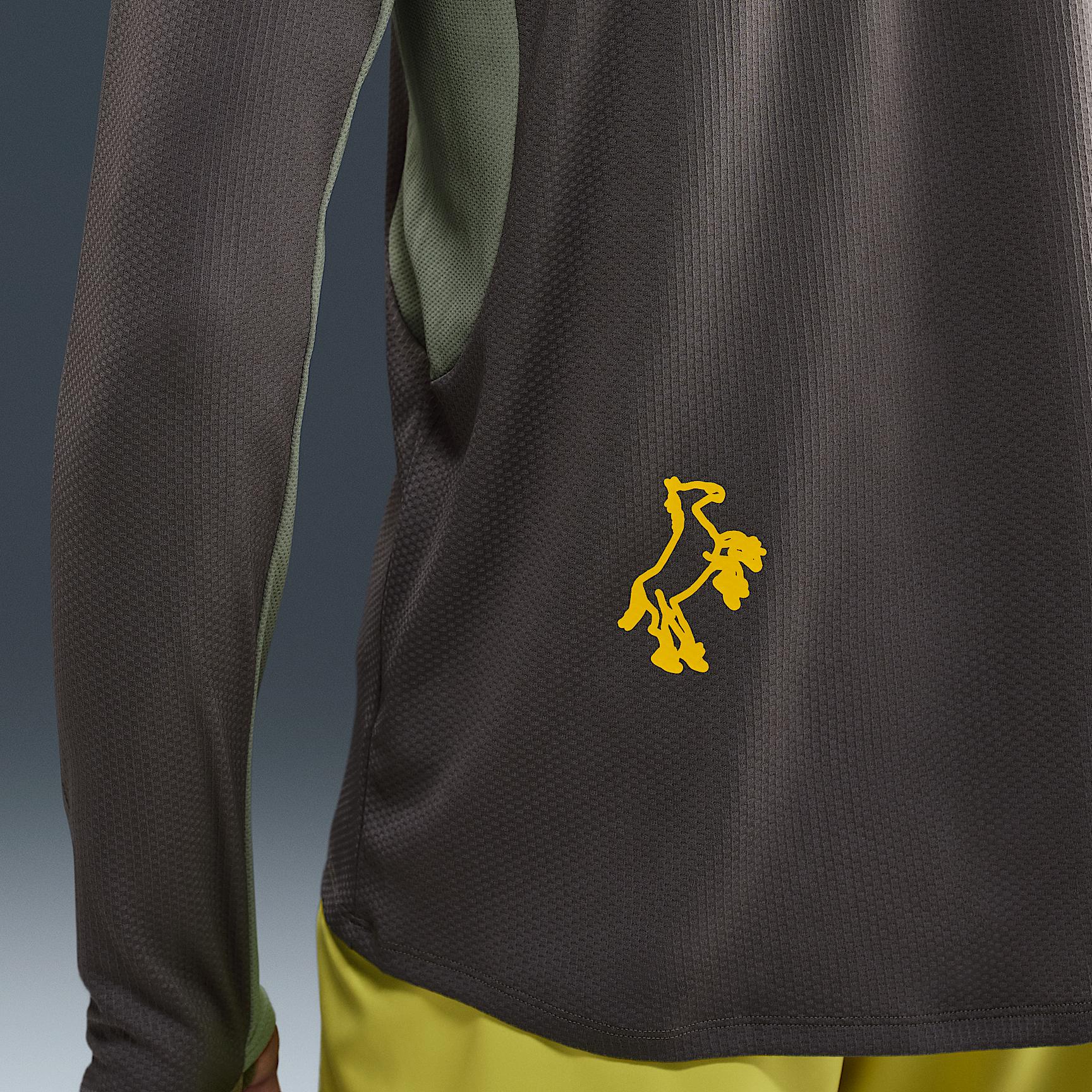 Nike Men's Dri-FIT UV Hooded Running Top Product Image