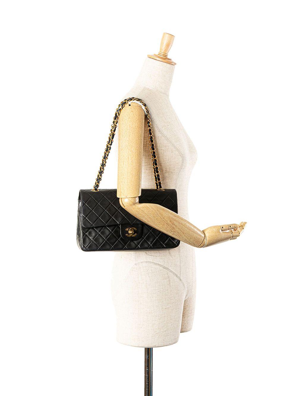 1991-1994 Medium Classic Lambskin Double Flap shoulder bag Product Image