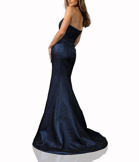 Terani Couture Sweetheart Neck 3D Ruffle Metallic Jacquard Mermaid Dress Product Image