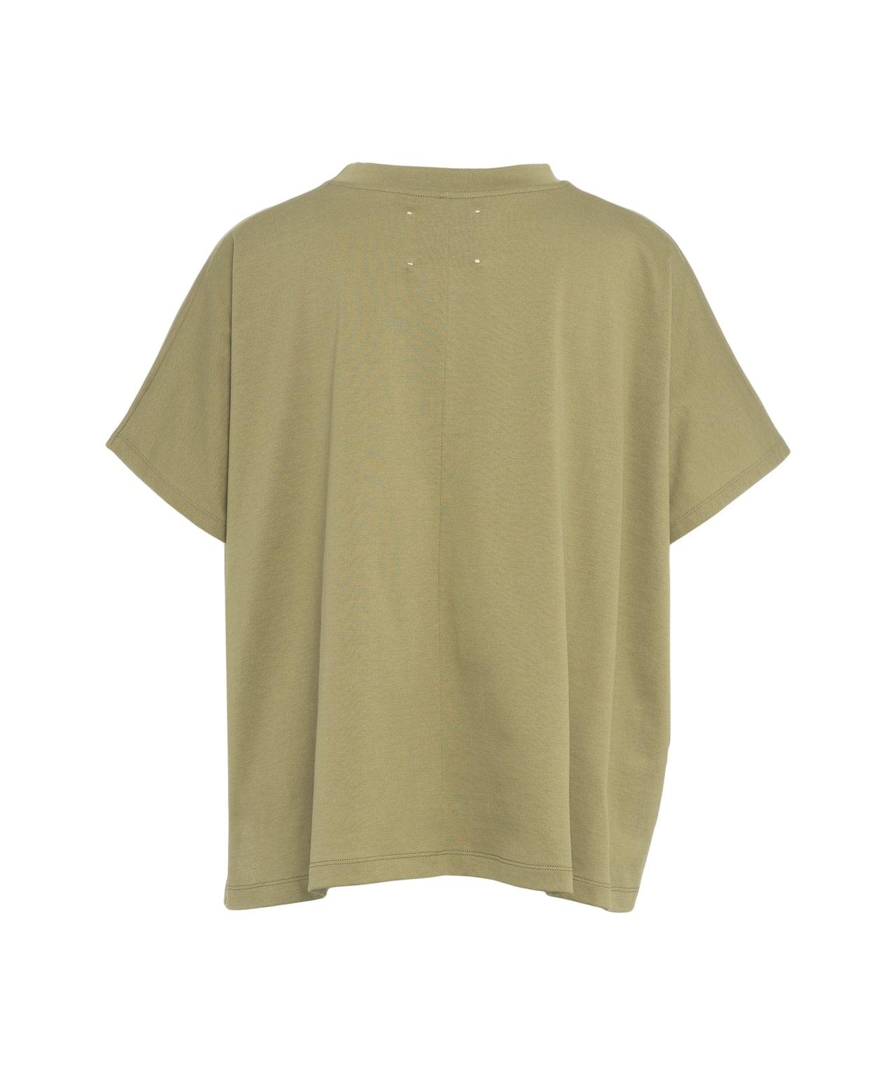 T-shirt with flap pockets Product Image