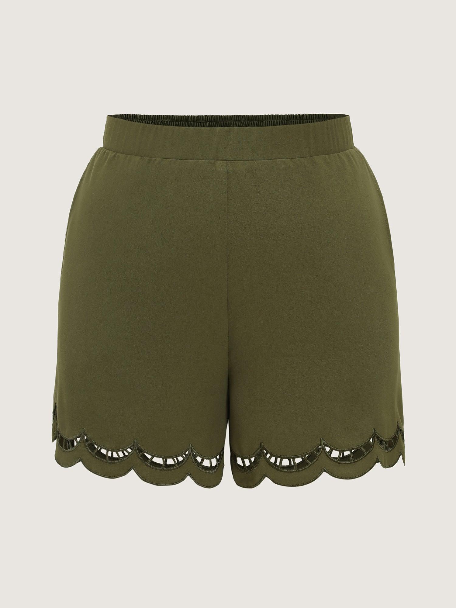 Pull-On Embroidered Scalloped Hem Shorts Female Product Image