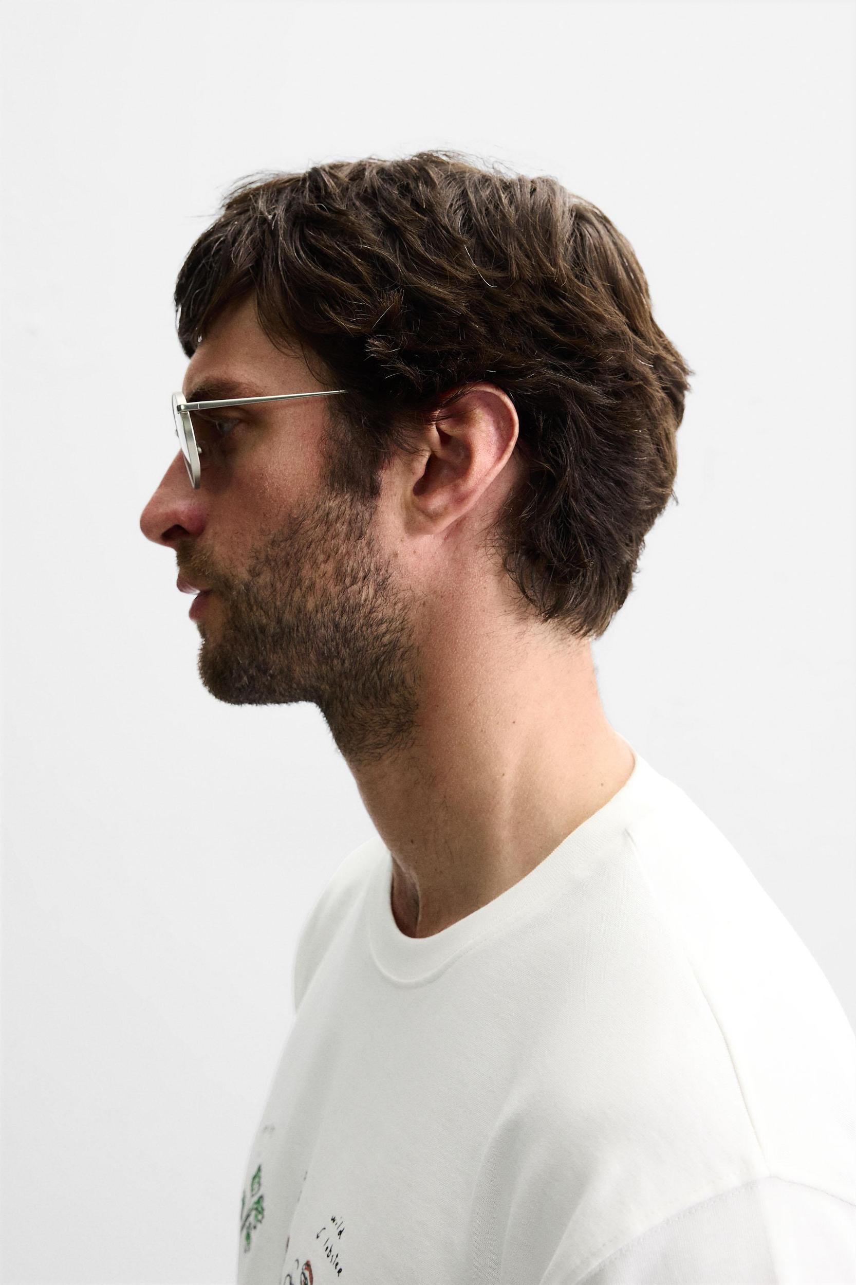 OVAL SUNGLASSES Product Image